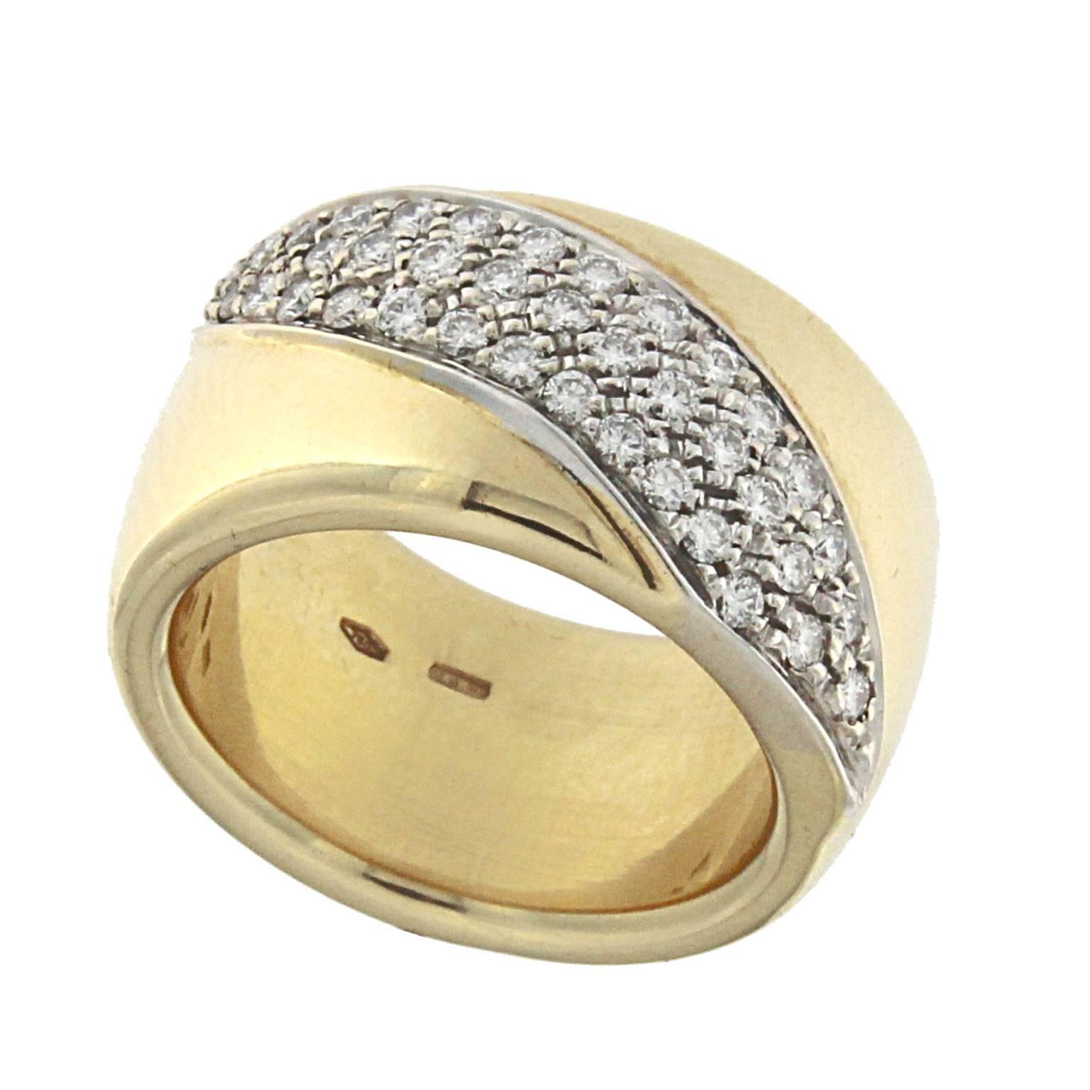 Rigid Ring 18 Karat Gold and White Diamond Central