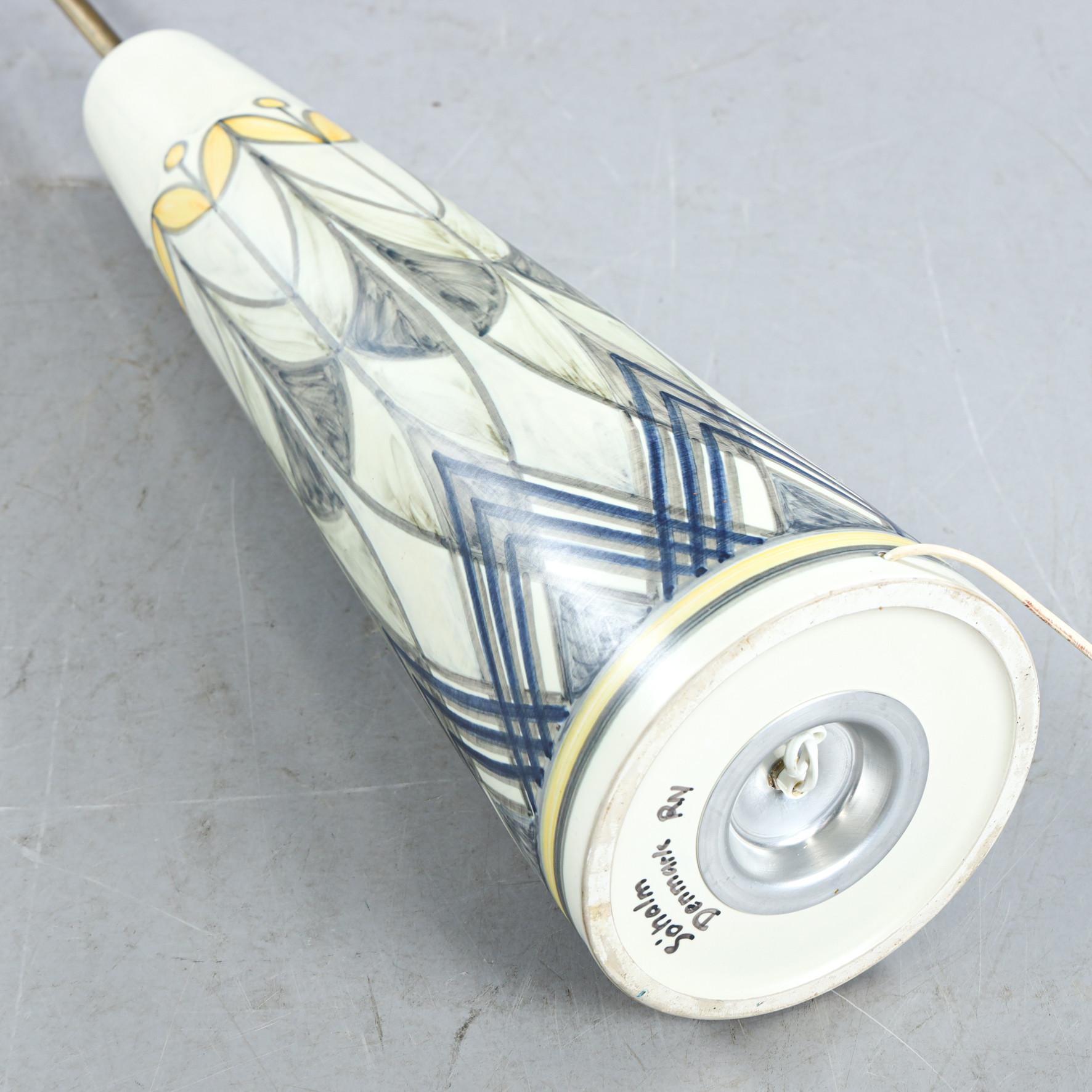Suédois Lampadaire Rigmor Nielsen en céramique et laiton peint à la main pour Soholm Suède 1960 en vente