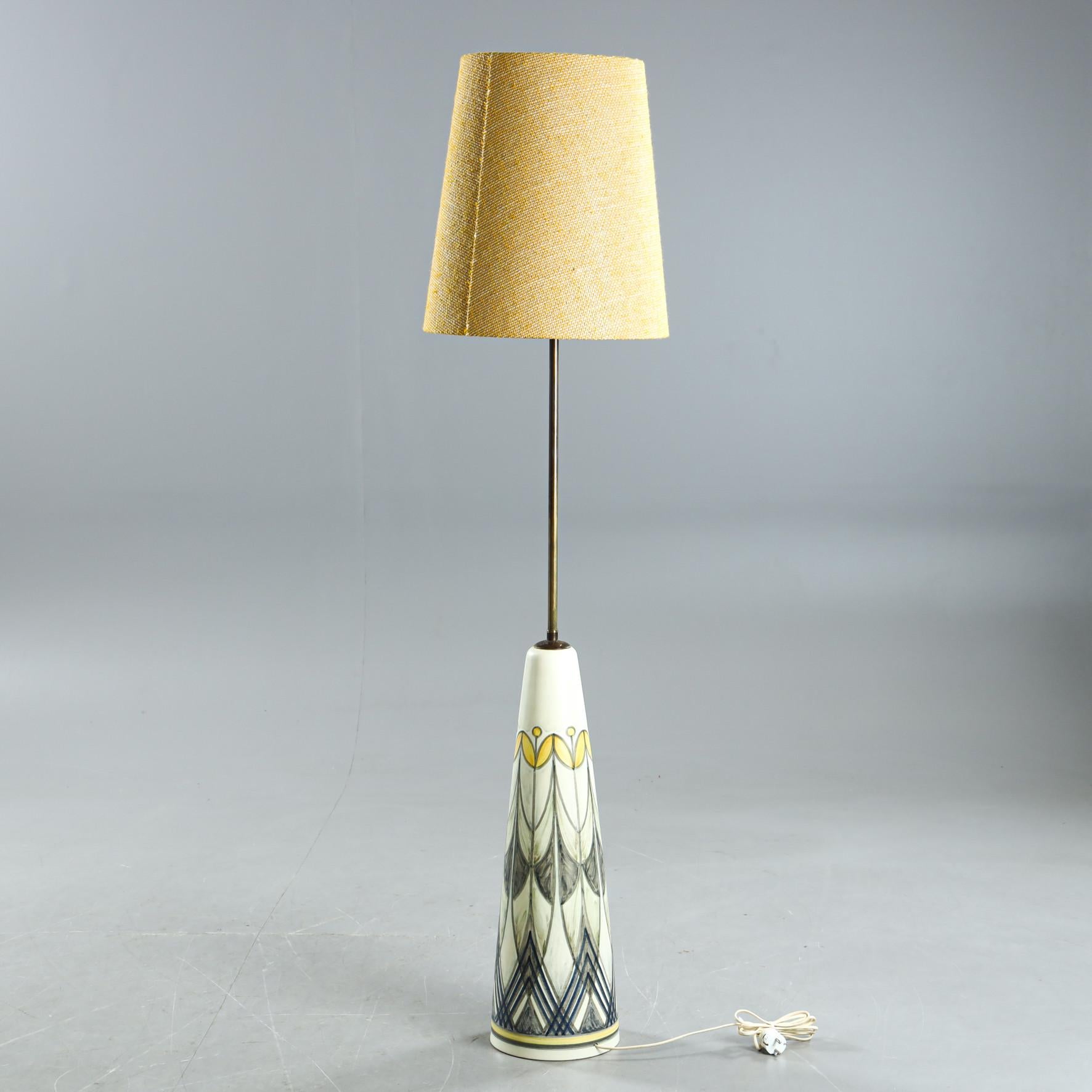 Lampadaire Rigmor Nielsen en céramique et laiton peint à la main pour Soholm Suède 1960 en vente 1
