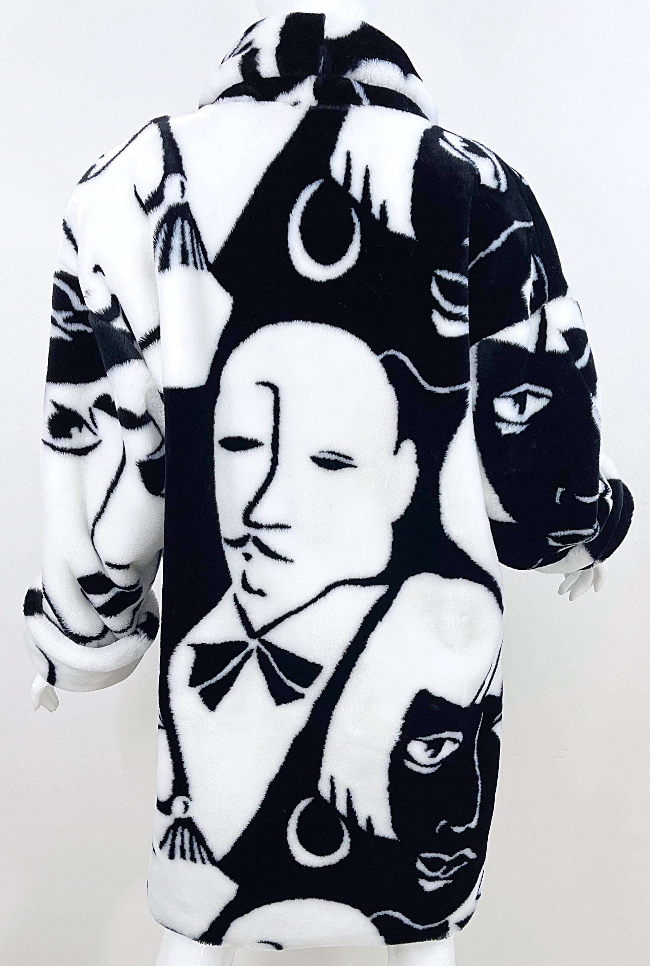 Chaqueta Avant Garde de Rihanna de piel sintética con estampado de caras en blanco y negro de los años 80 Abrigo de los años 80 Gris