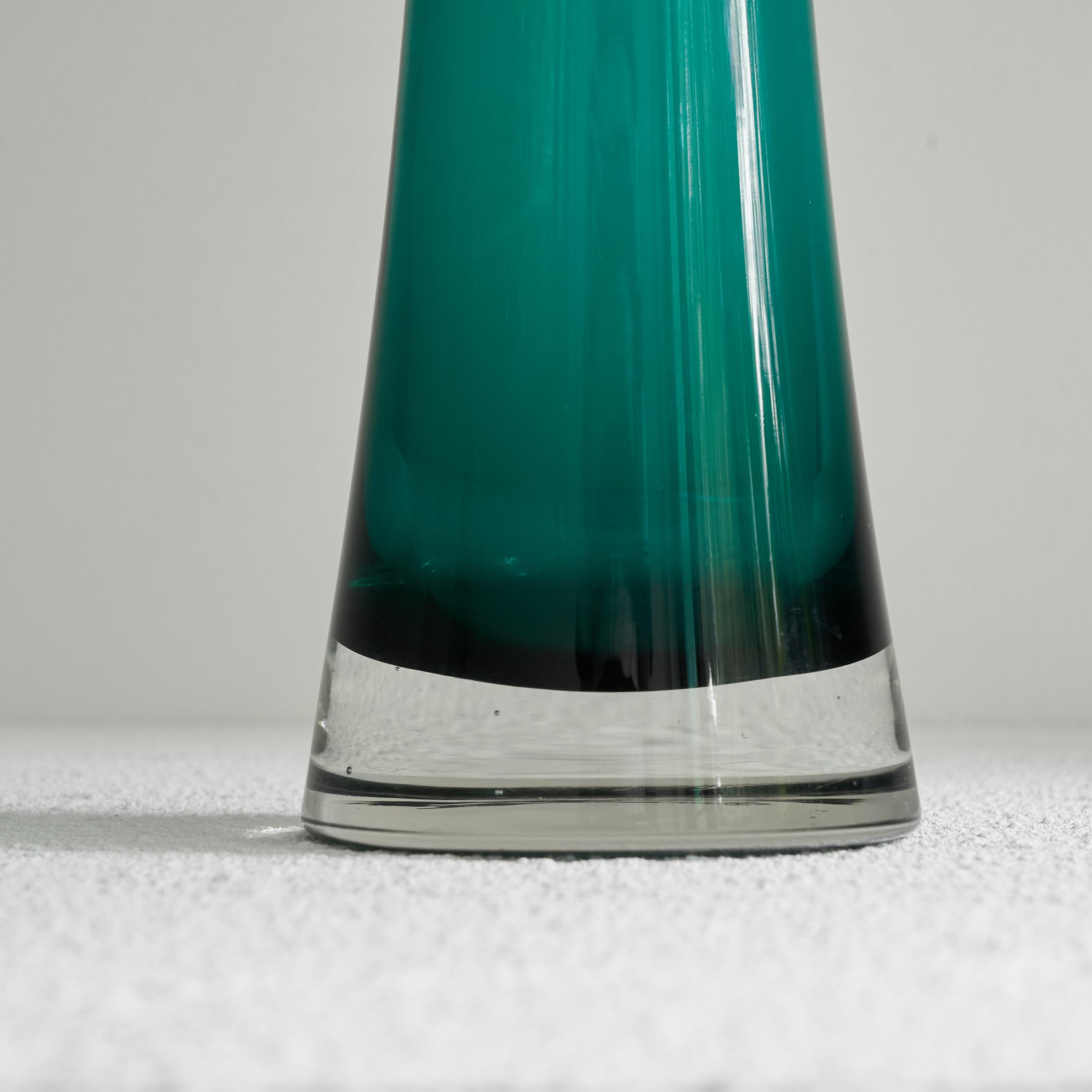 Finnish Riihimäen Lasi Oy Tall Modernist Glass Vase For Sale