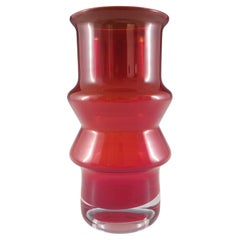 Vaso Riihimaki #1519 Riihimaen in vetro rosso "Tuulikki