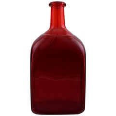 Riihimaki Riihimaen:: Finlande:: carafe/bouteille en verre d'art rouge:: années 1960