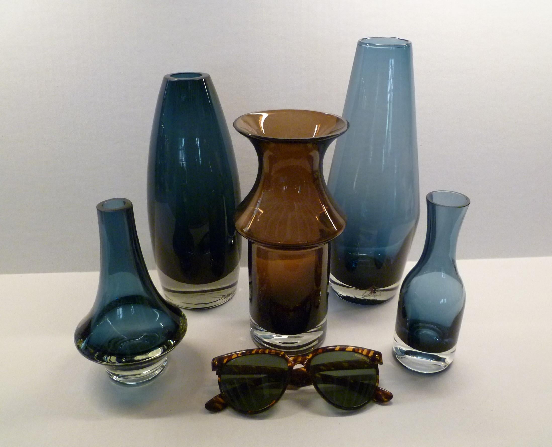 Riihimäki Scandinavian Modern Blue Glass Vase by Tamara Aladin, Finland, 1960s In Good Condition In Miami, FL