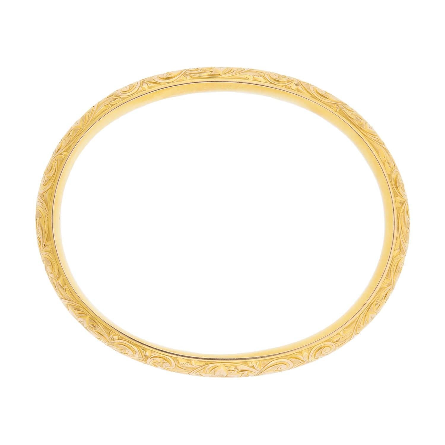 Not many people are aware that Newark, New Jersey was a major hub for the manufacture of jewelry from the late 1800's until the 1950's. One of the leading companies, the Riker Brothers, has an early history that dates back to 1846. Their pieces are