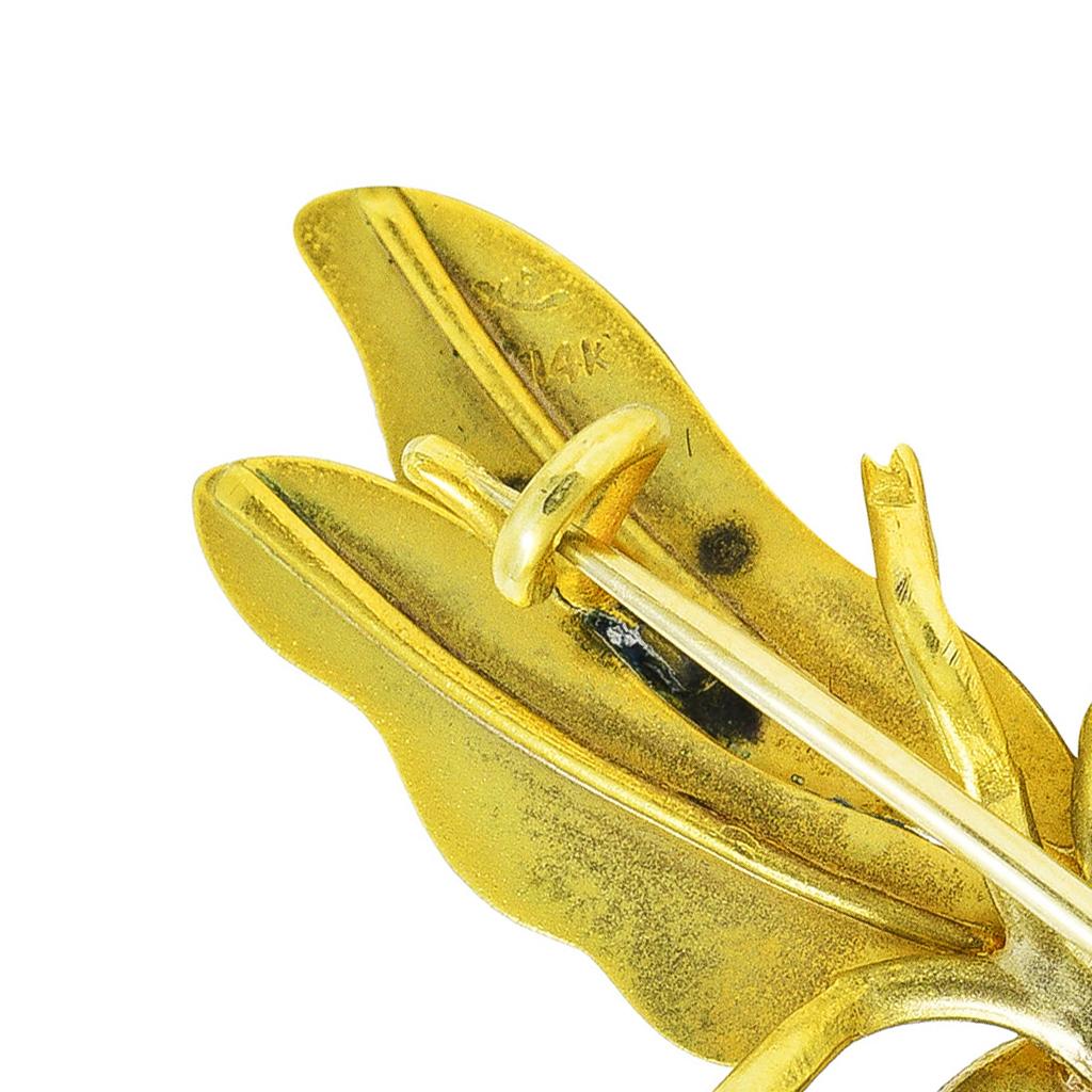 Taille vieille Europe Riker Brothers Broche Art Nouveau en or 14 carats avec rubis, diamants et émail guilloché