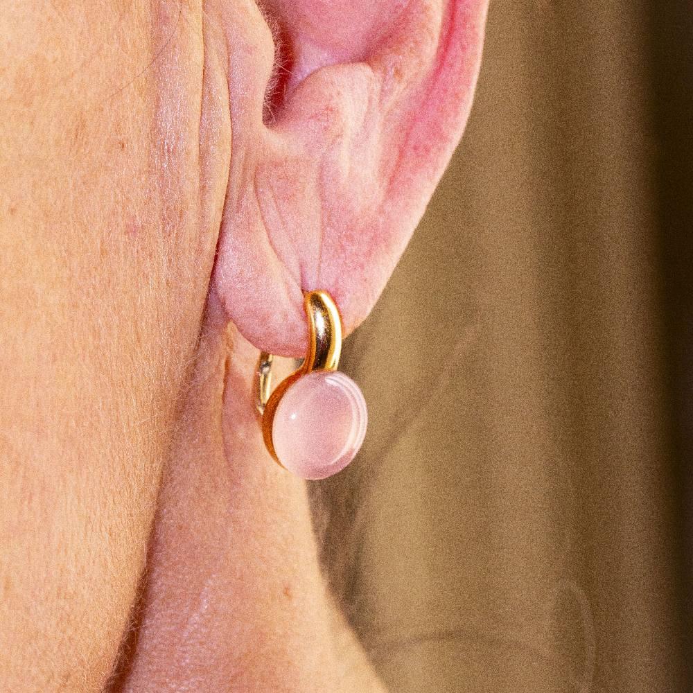 RIKIO Earrings in Gold and Rose Quartz In New Condition For Sale In Barcelona, CT