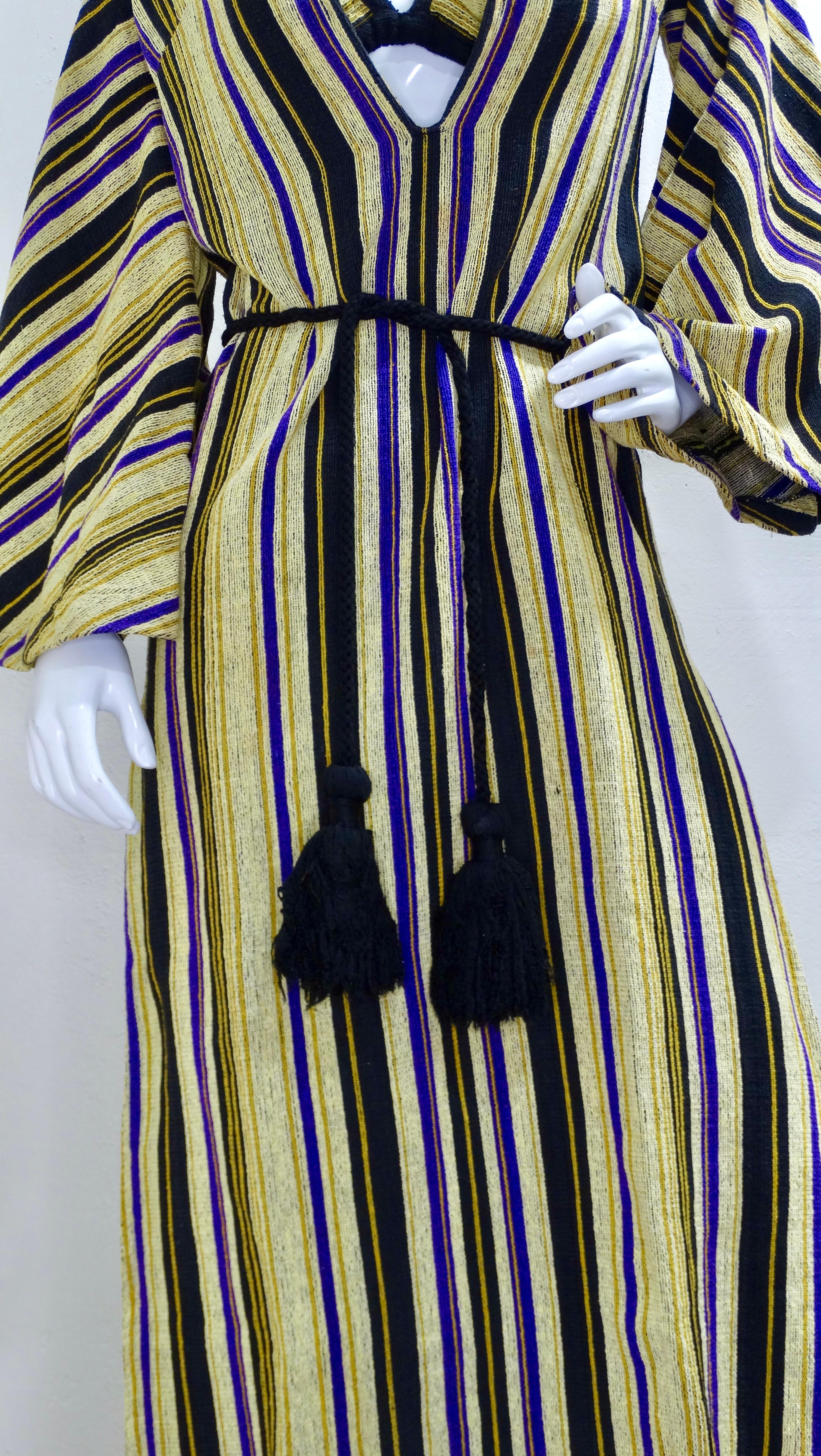 Rikma Angel Wing Gestreiftes Kleid aus den 1970er Jahren (Beige) im Angebot