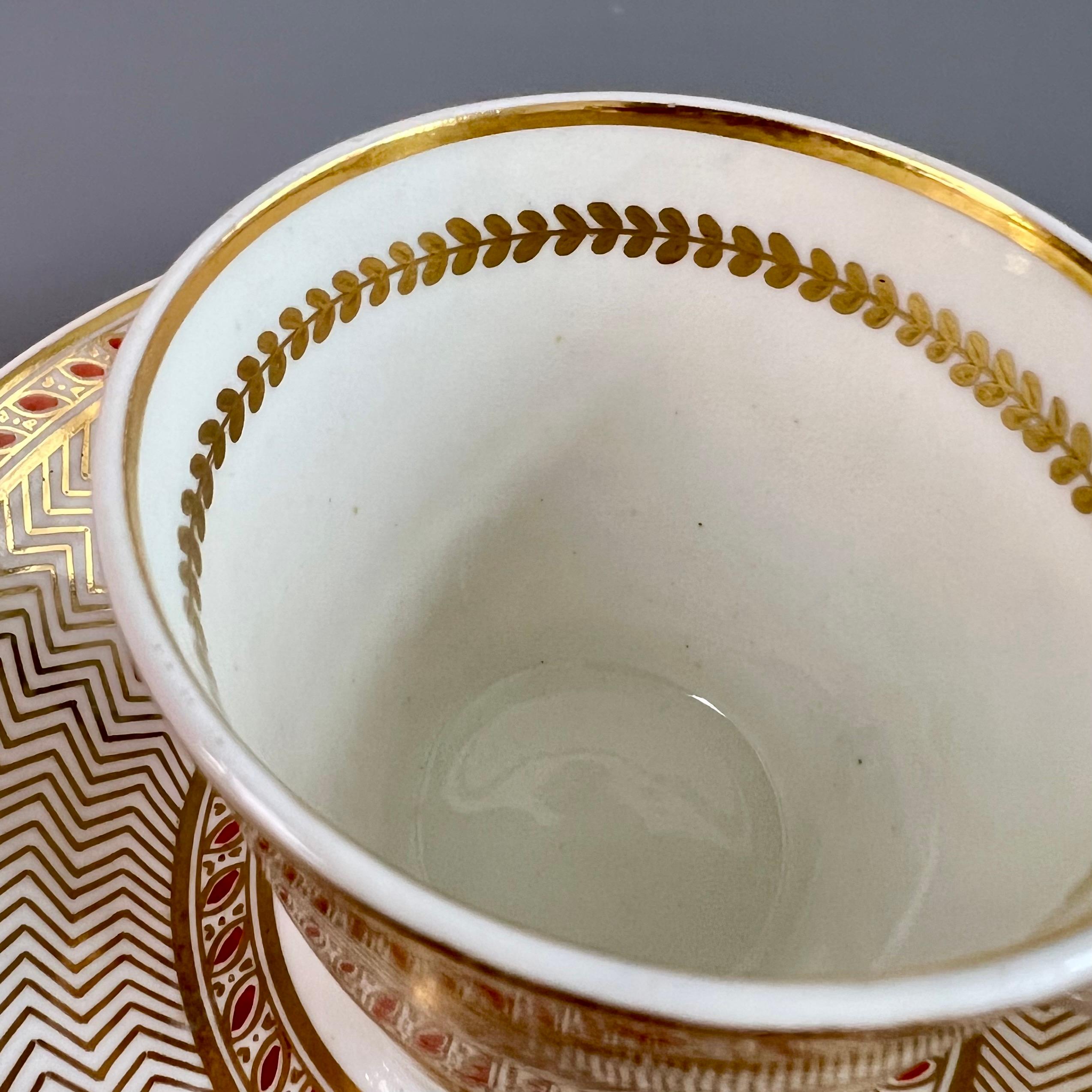 Riley Coffee Cup, Gilt Chevron Zigzag Pattern, Regency, circa 1815 For Sale 2