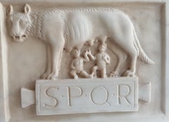 Relieve tallado en mármol blanco de Carrara_Lupa capitolina -made in Italy