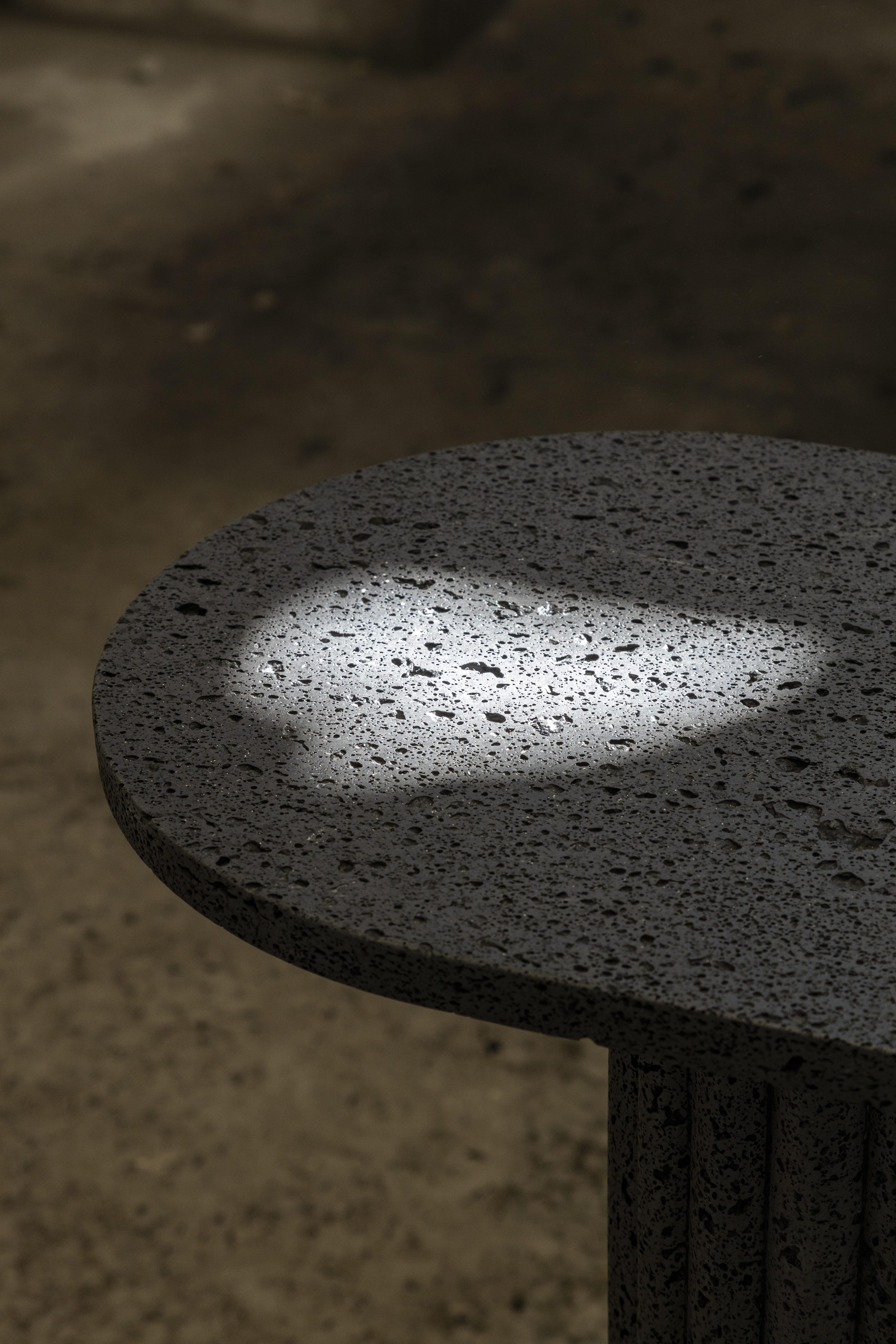 RIMA Console, Volcanic Stone In New Condition For Sale In Zapopan, Jalisco