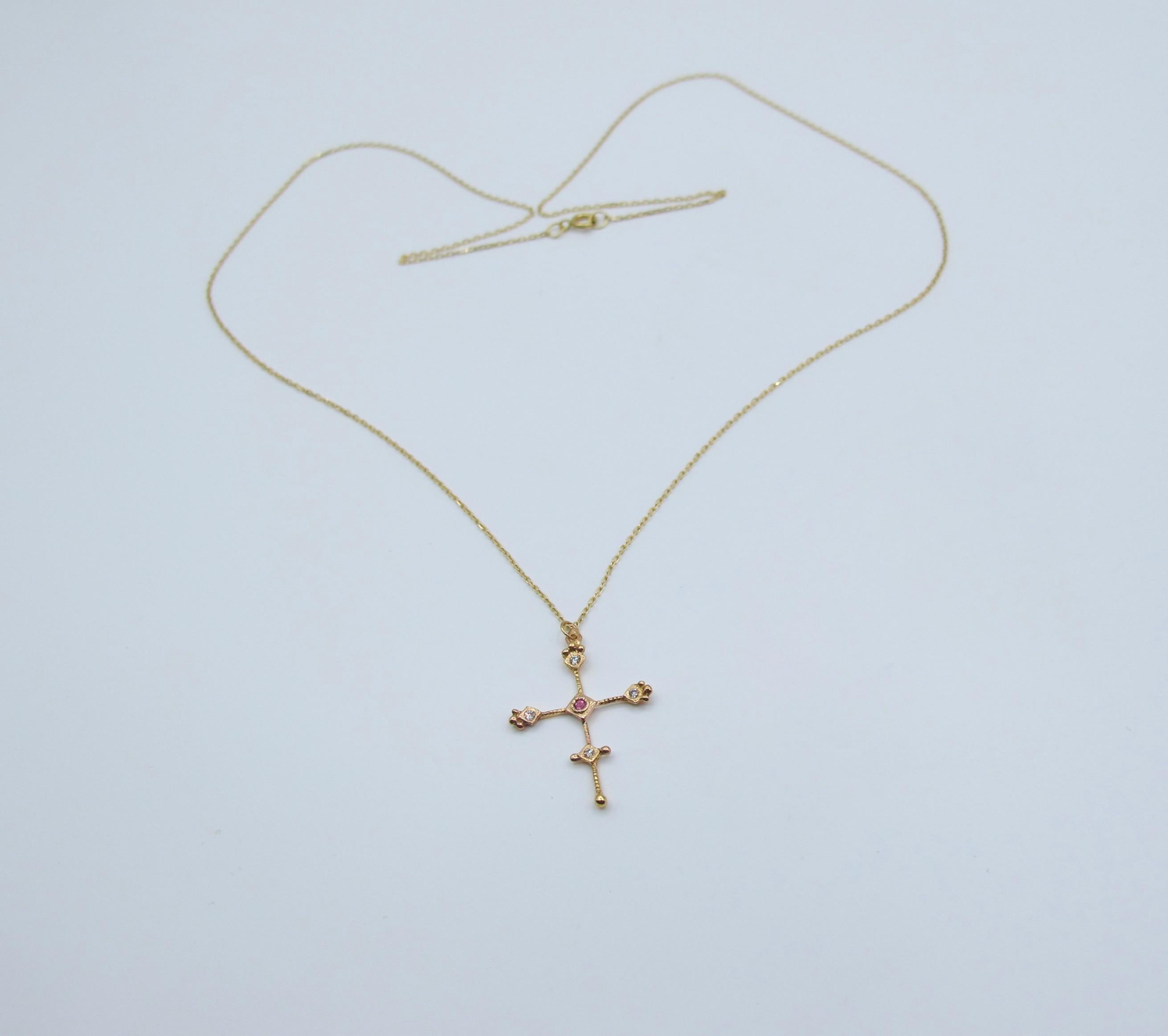 diamond cross necklace dolce and gabbana