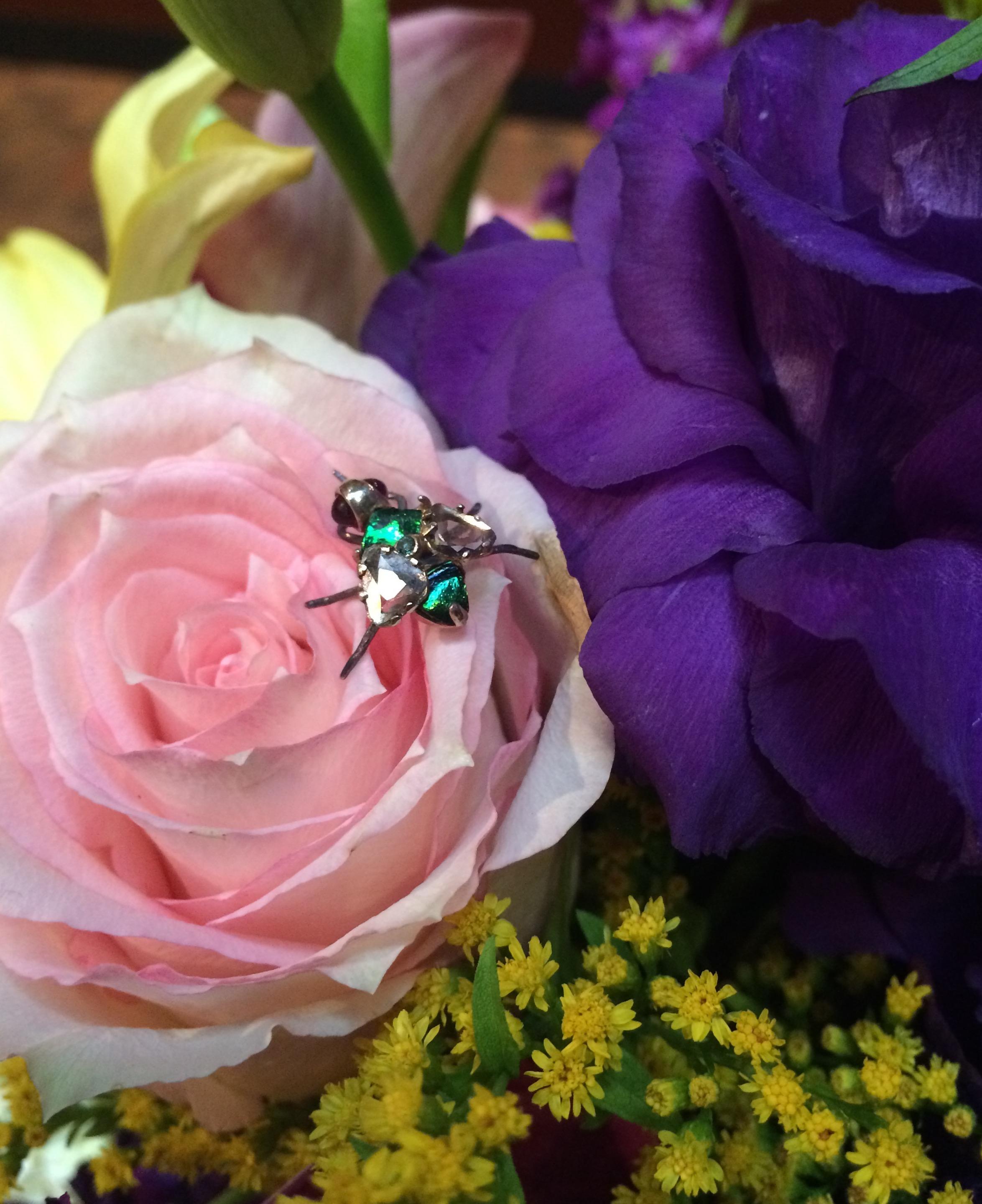 RIMA Jewels Memento Mori Diamond Slice Hyperrealist Fly Stud Earring In New Condition For Sale In New York, NY