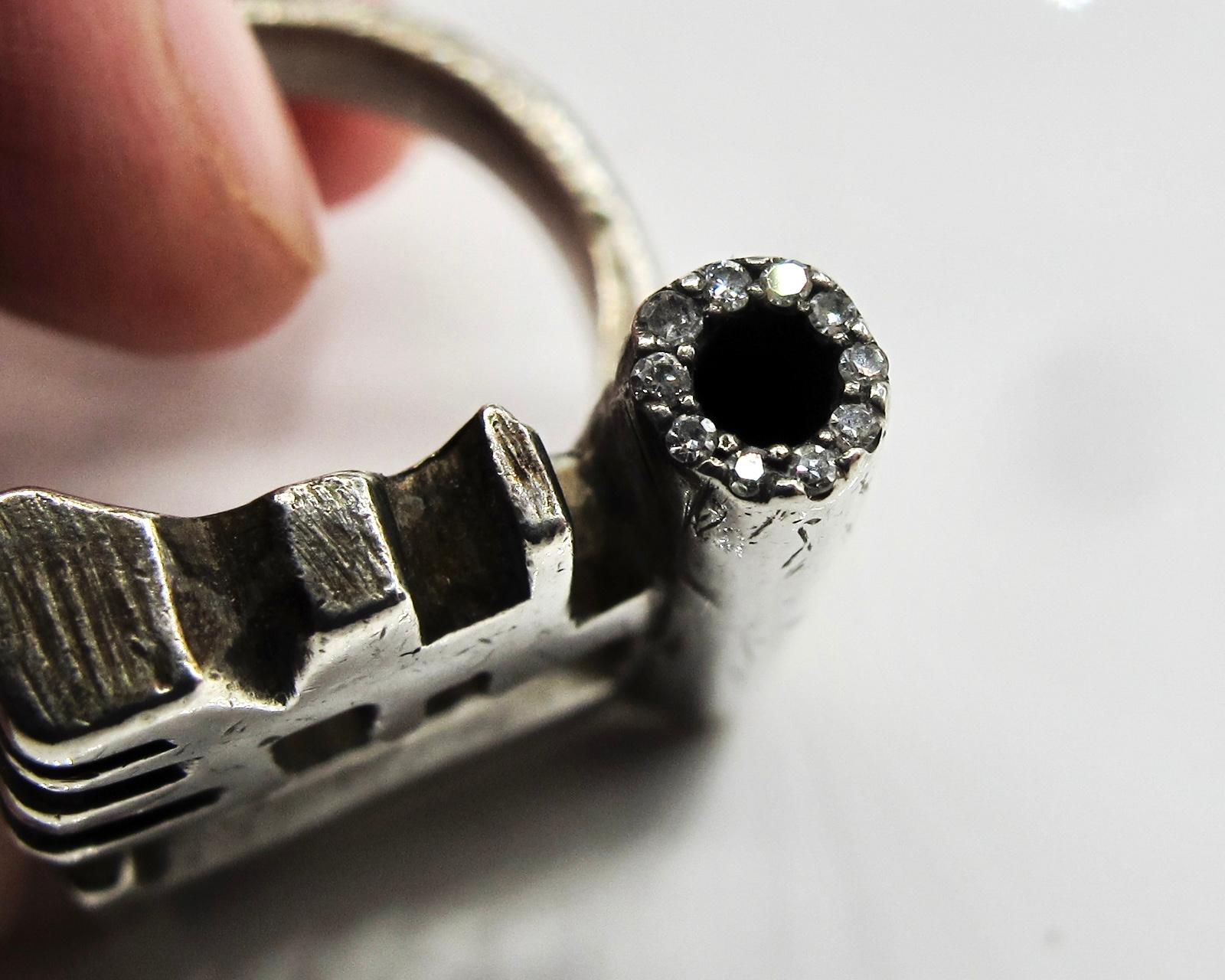 Classical Roman RIMA JEWELS Roman Key Ring with Diamond Pavé Detail For Sale