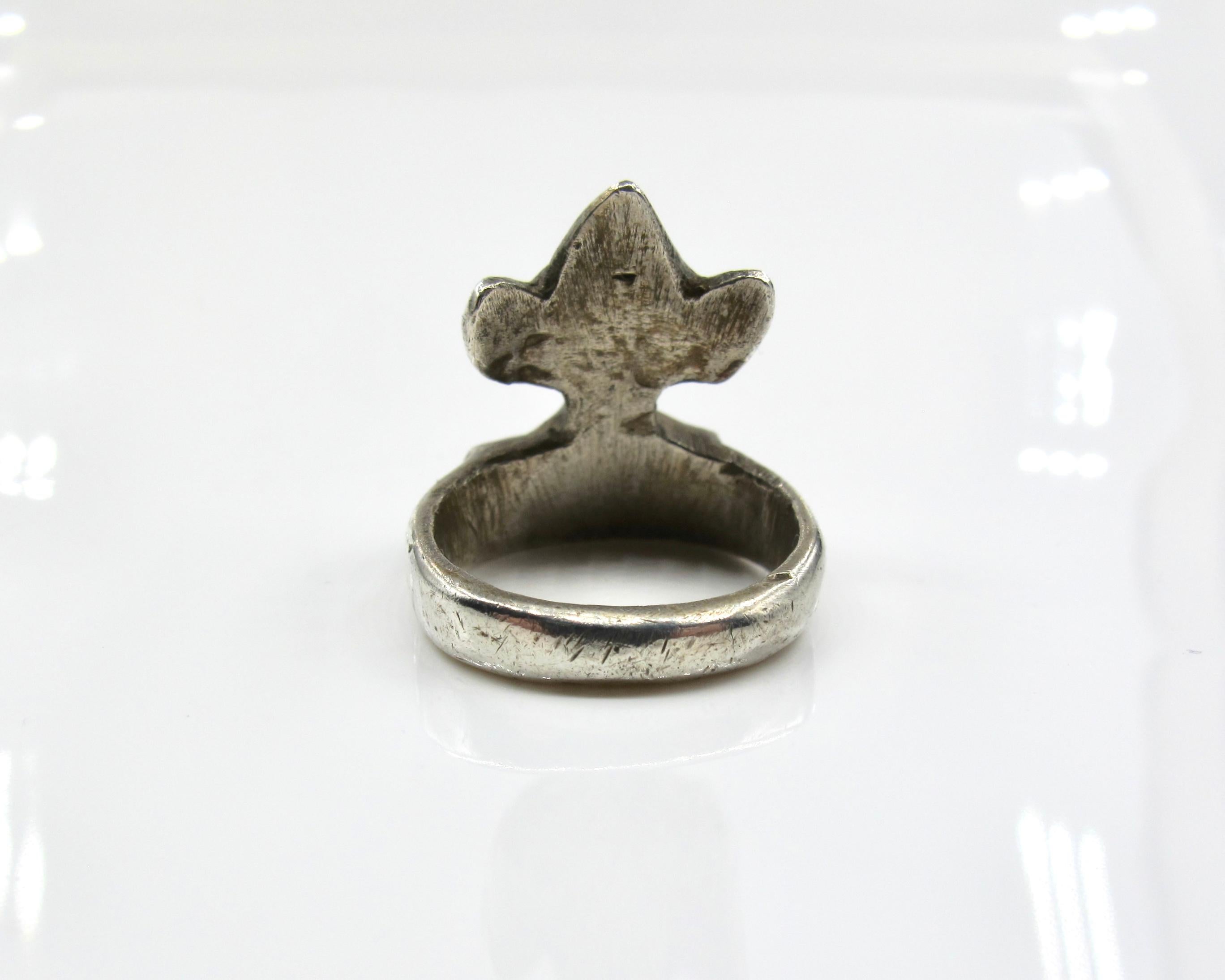 For Sale:  RIMA Jewels Roman Trident Key Ring 3