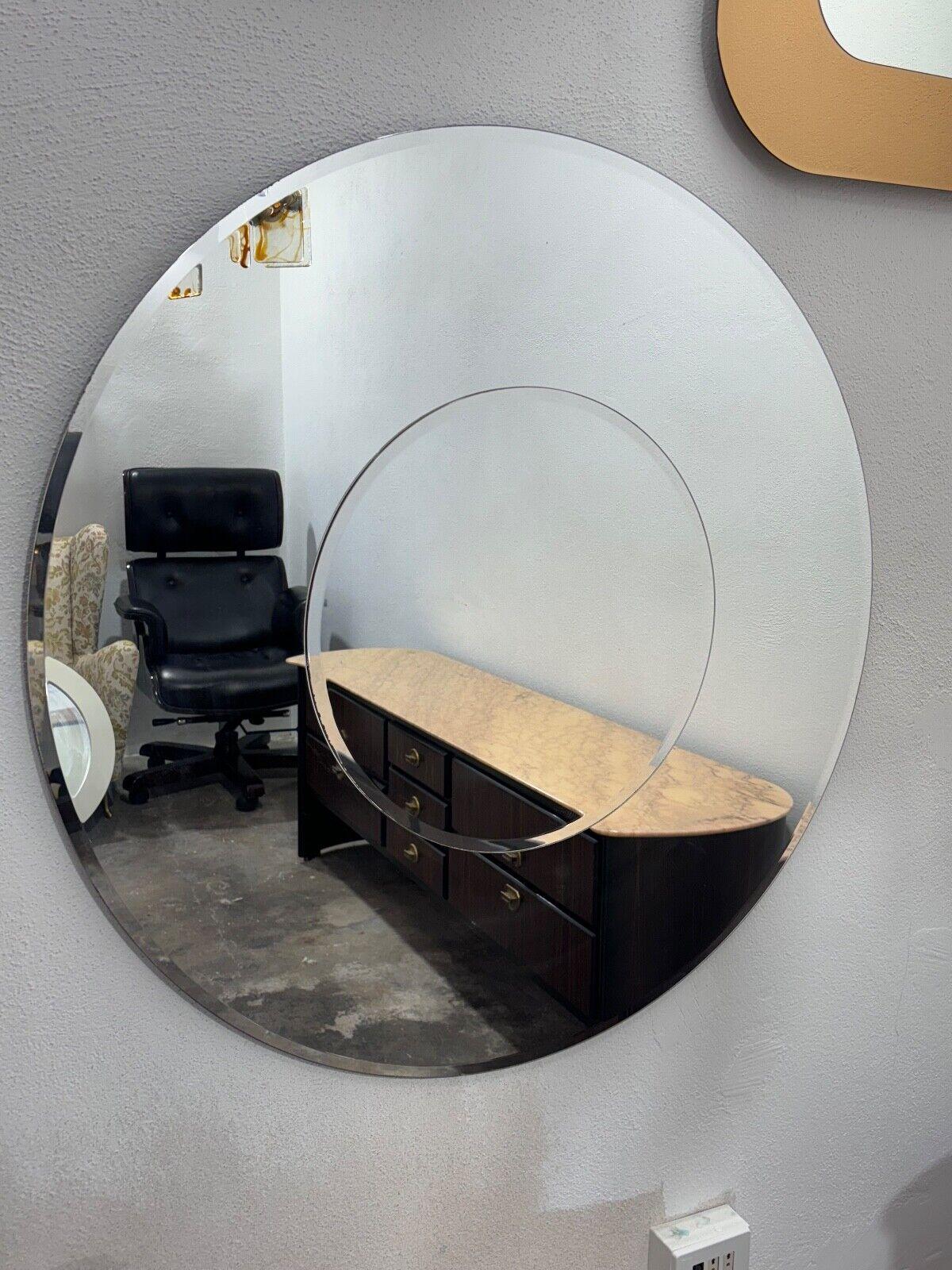 Rimadesio Wall Mirror Modern Design 1980s In Good Condition For Sale In Taranto, IT