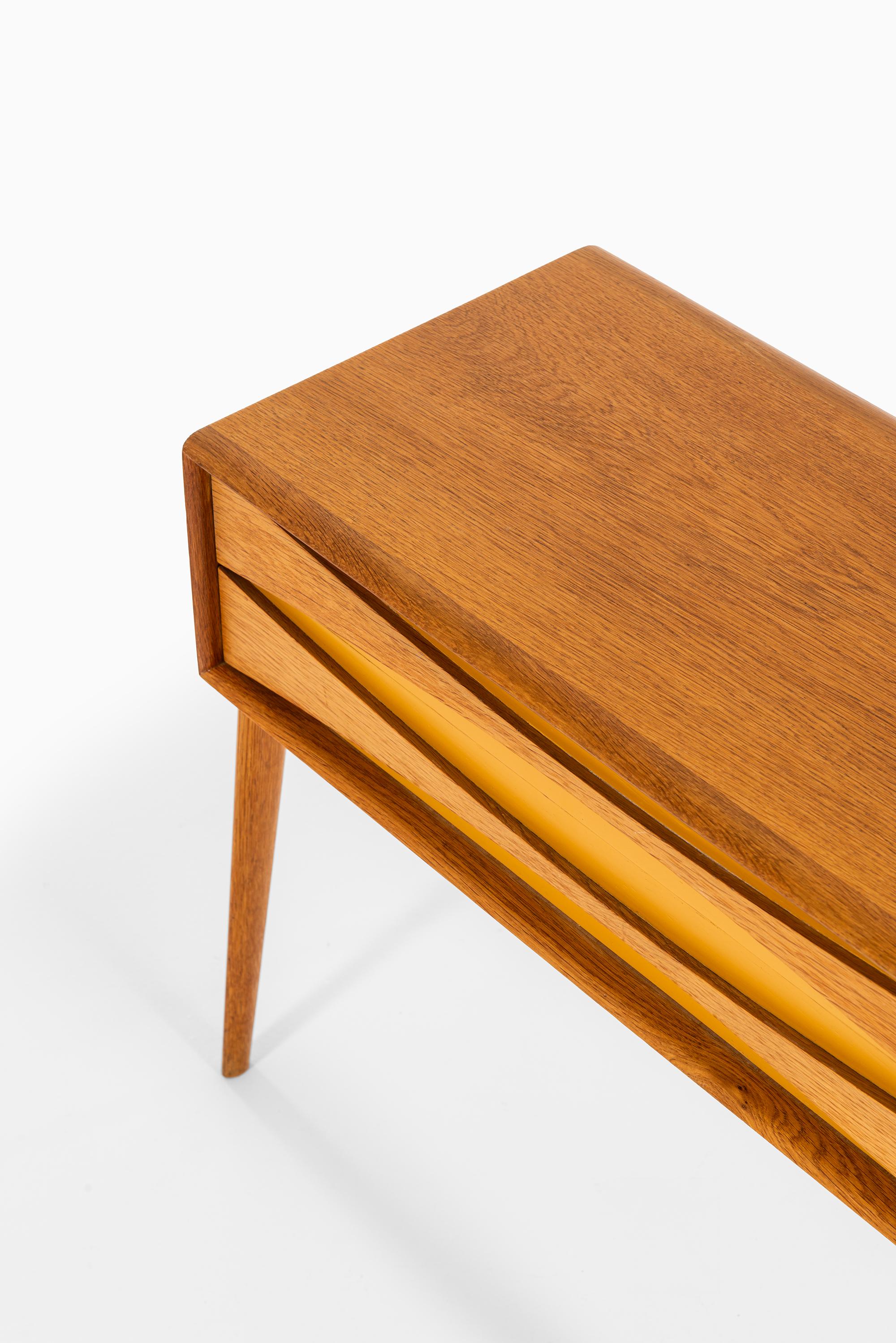 Oak Rimbert Sandholt Side Table / Bureau Produced by Glas & Trä Hovmantorp in Sweden For Sale