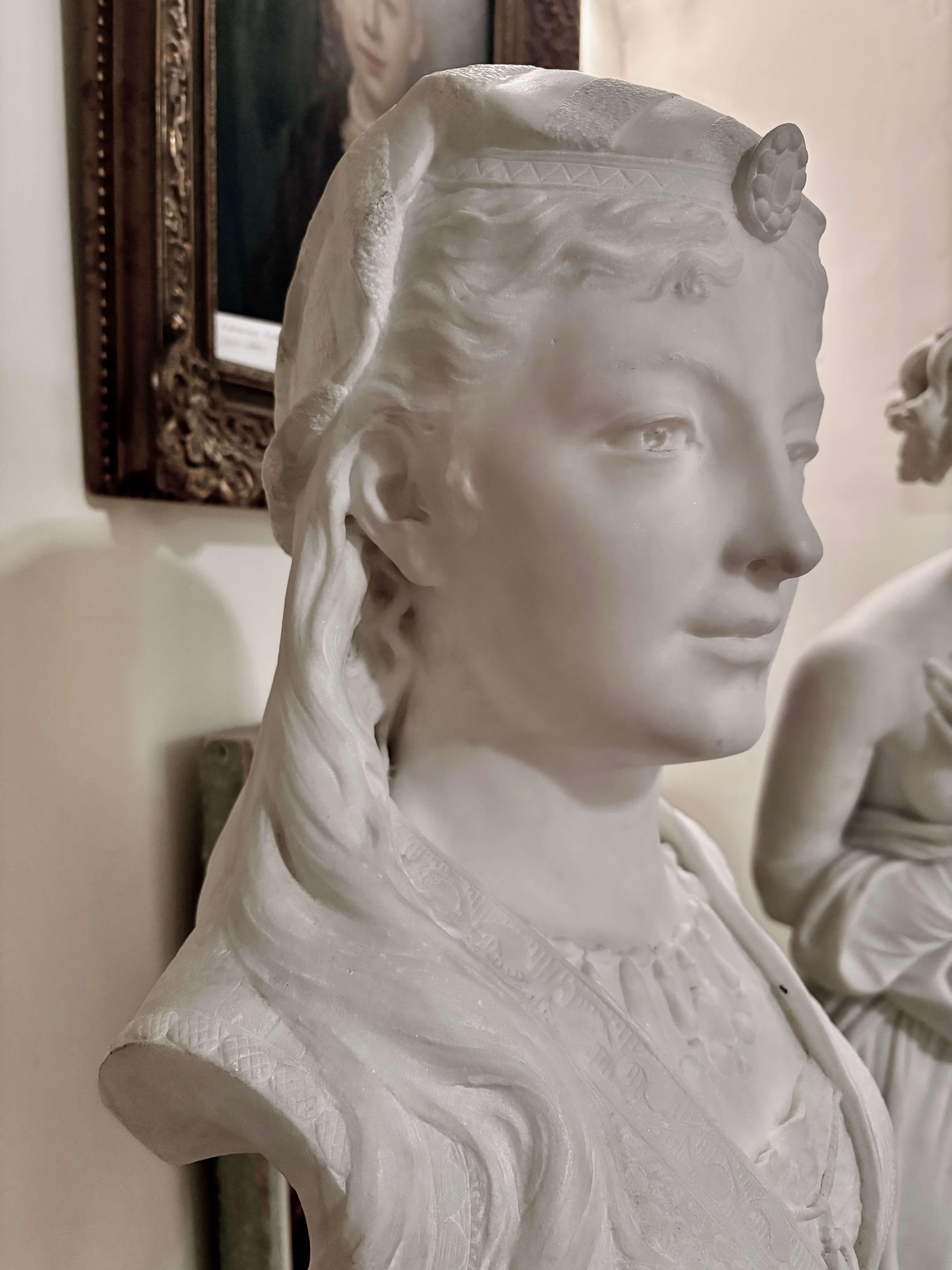 Grande Busto Orientalista in Marmo di Armida Scuola Francese XIX secolo Firmato For Sale 6