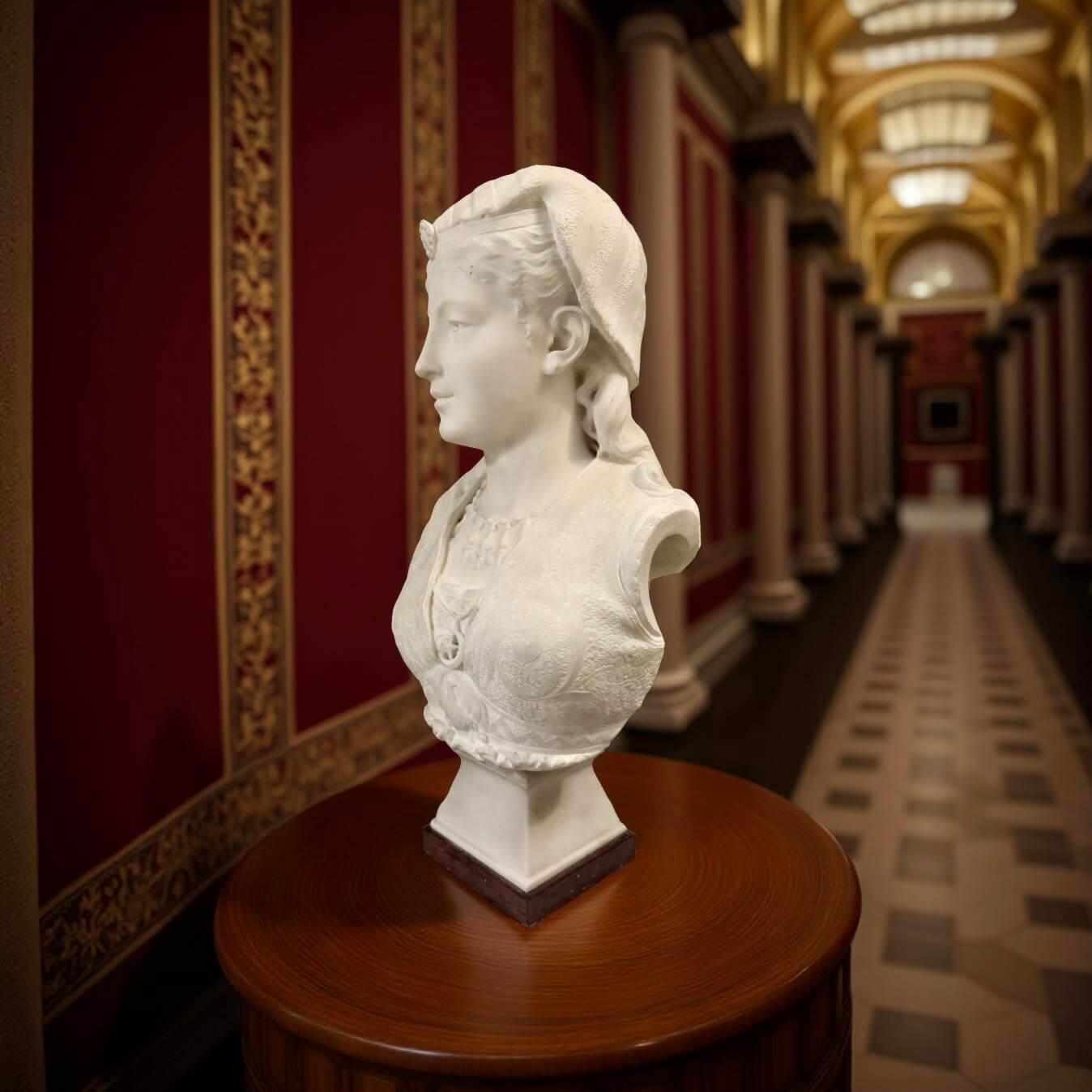 Grande Busto Orientalista in Marmo di Armida Scuola Francese XIX secolo Firmato For Sale 3
