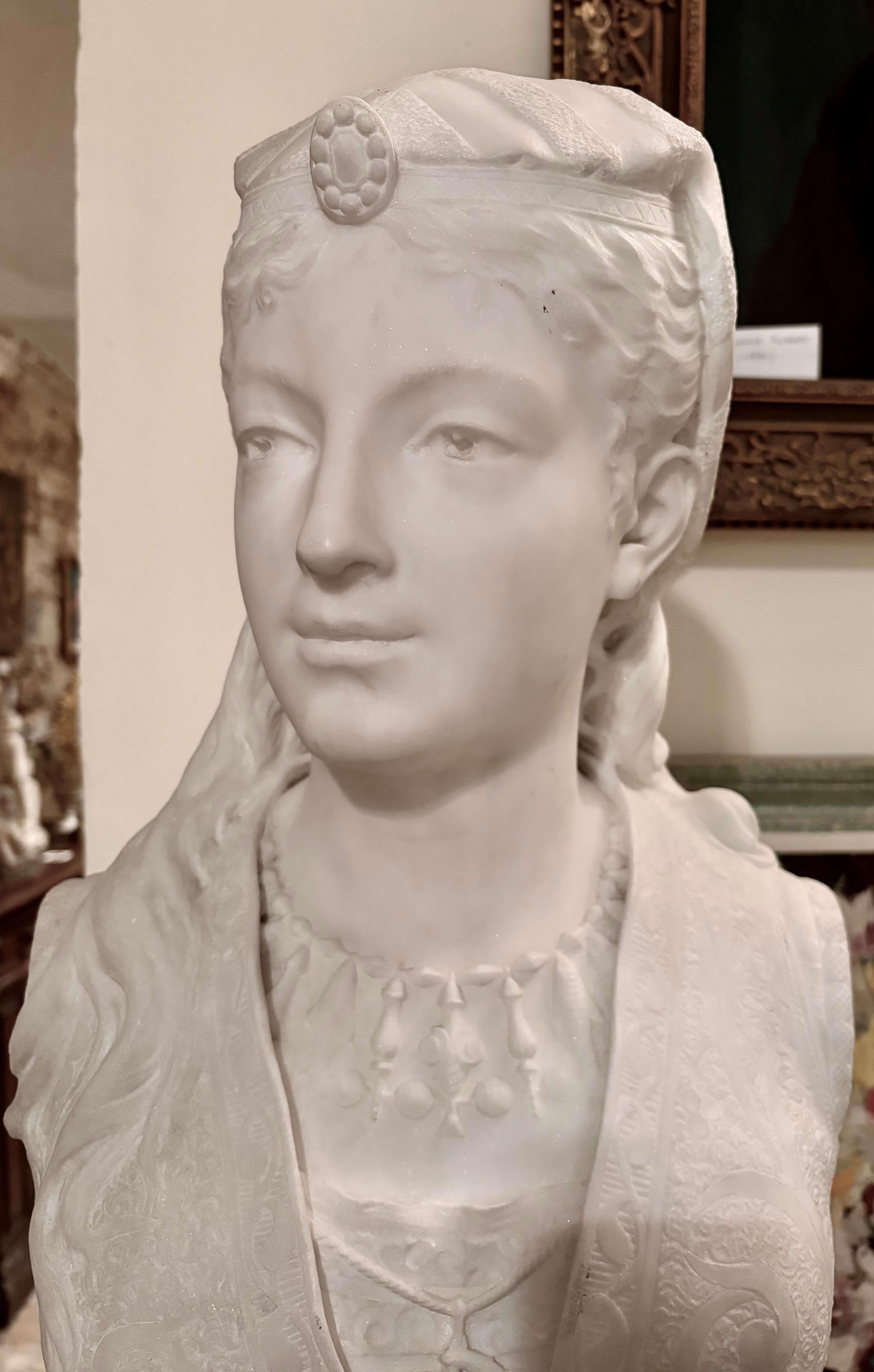 Grande Busto Orientalista in Marmo di Armida Scuola Francese XIX secolo Firmato For Sale 4