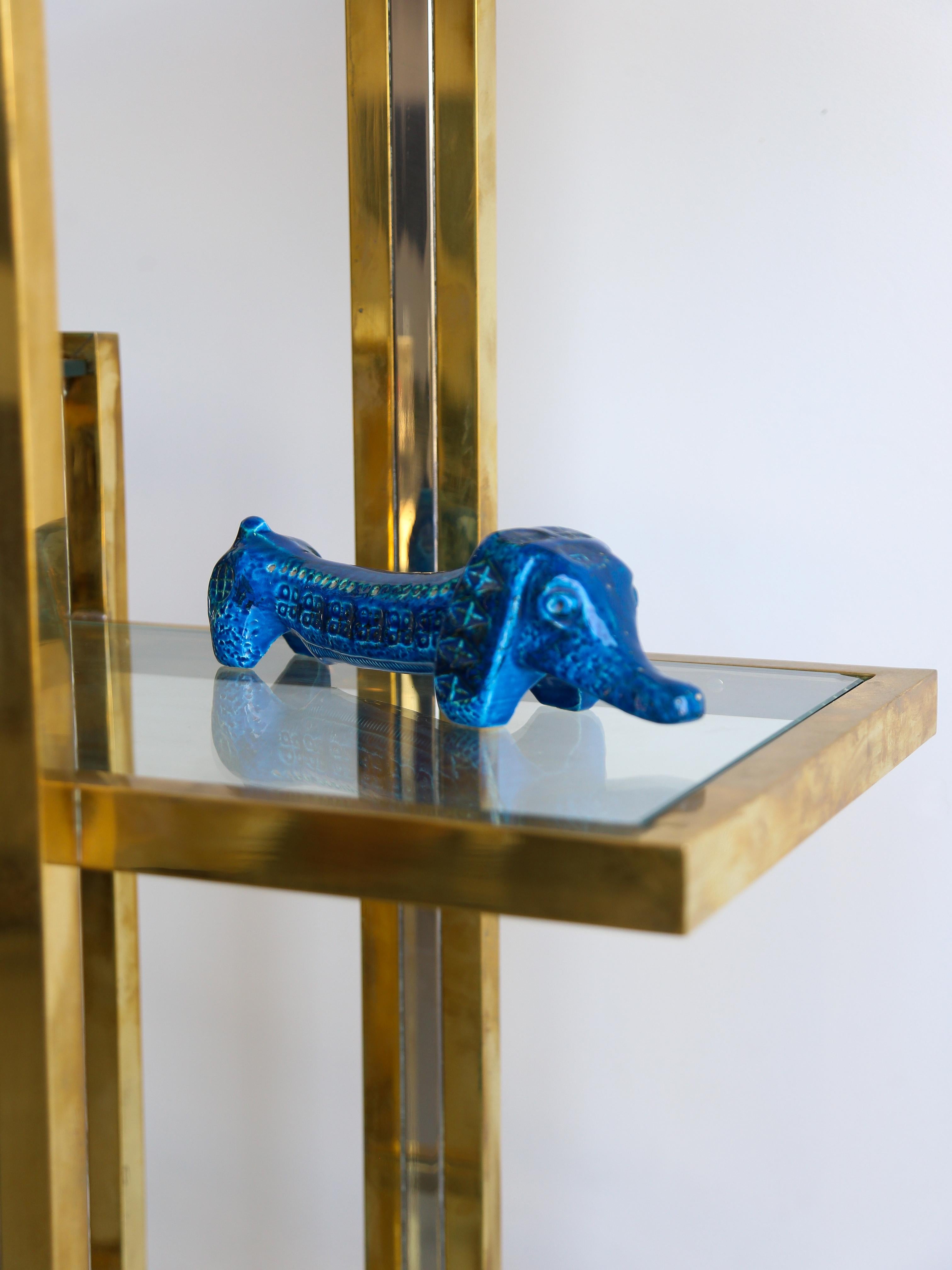 A wonderful piece made by Aldo Londi for Bitossi. A sweet little dachshund in the iconic colours of Rimini Blu. 

Aldo Londi (1911–2003) was an Italian designer who is best known for his work with the Bitossi Ceramiche company. Bitossi Ceramiche is