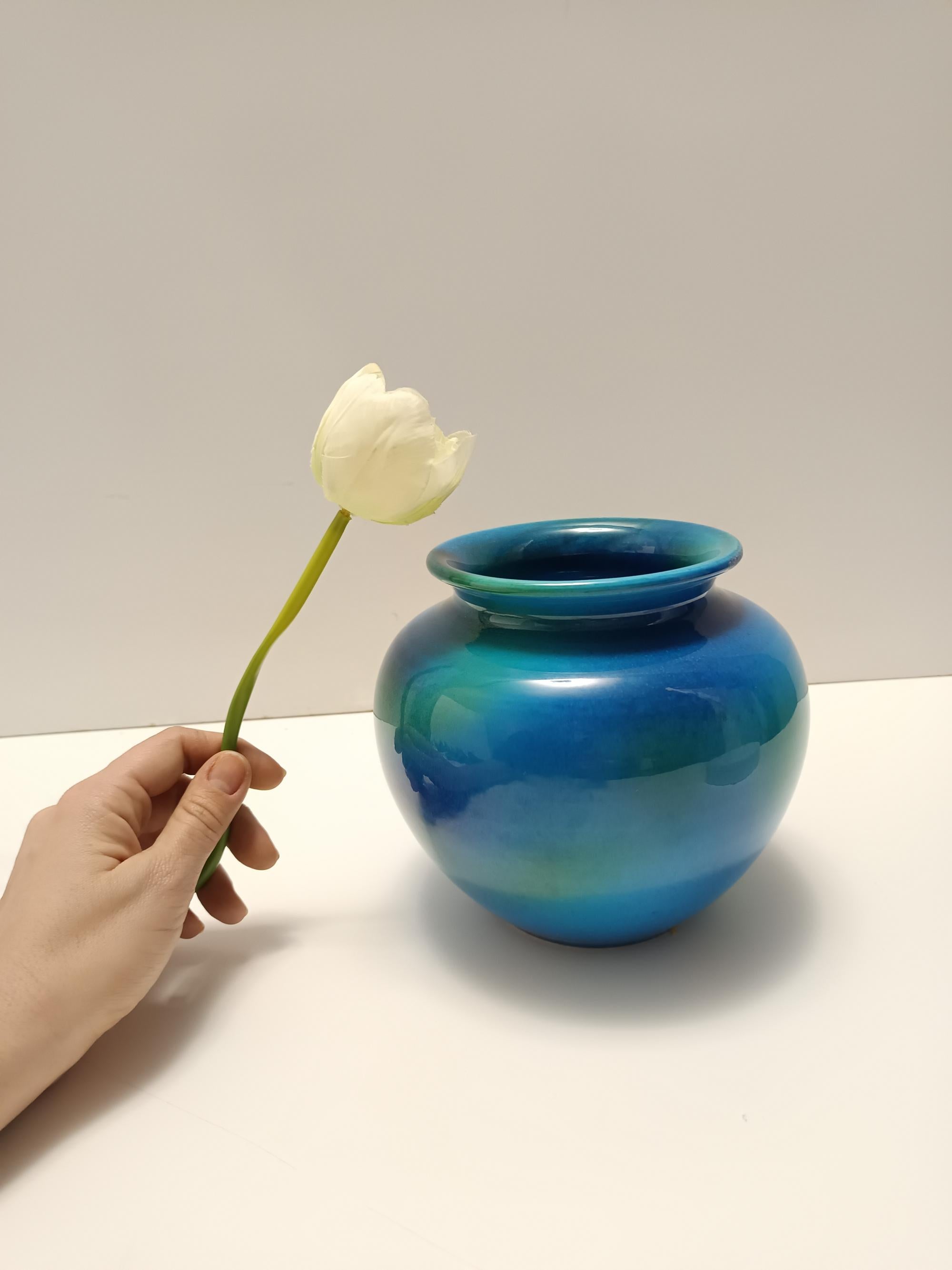 Italian Rimini Blue Ceramic Vase by Aldo Londi for Bitossi and Italica Ars, Italy 1970s For Sale