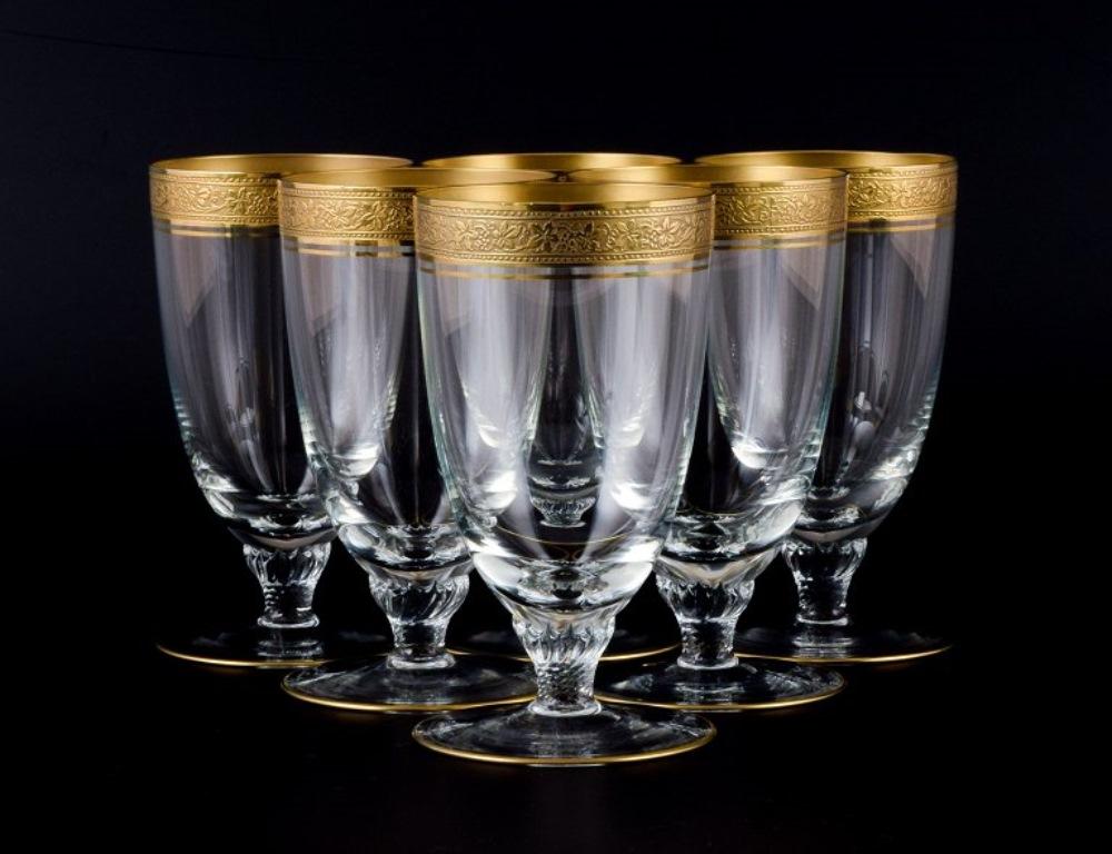 Rimpler Kristall, Zwiesel, Germany, six hand-blown crystal drinking glasses with gold rim decorated with grapes and vine leaves.
1960s.
In perfect condition.
Dimensions: H 13.0 x D 7.0 cm.