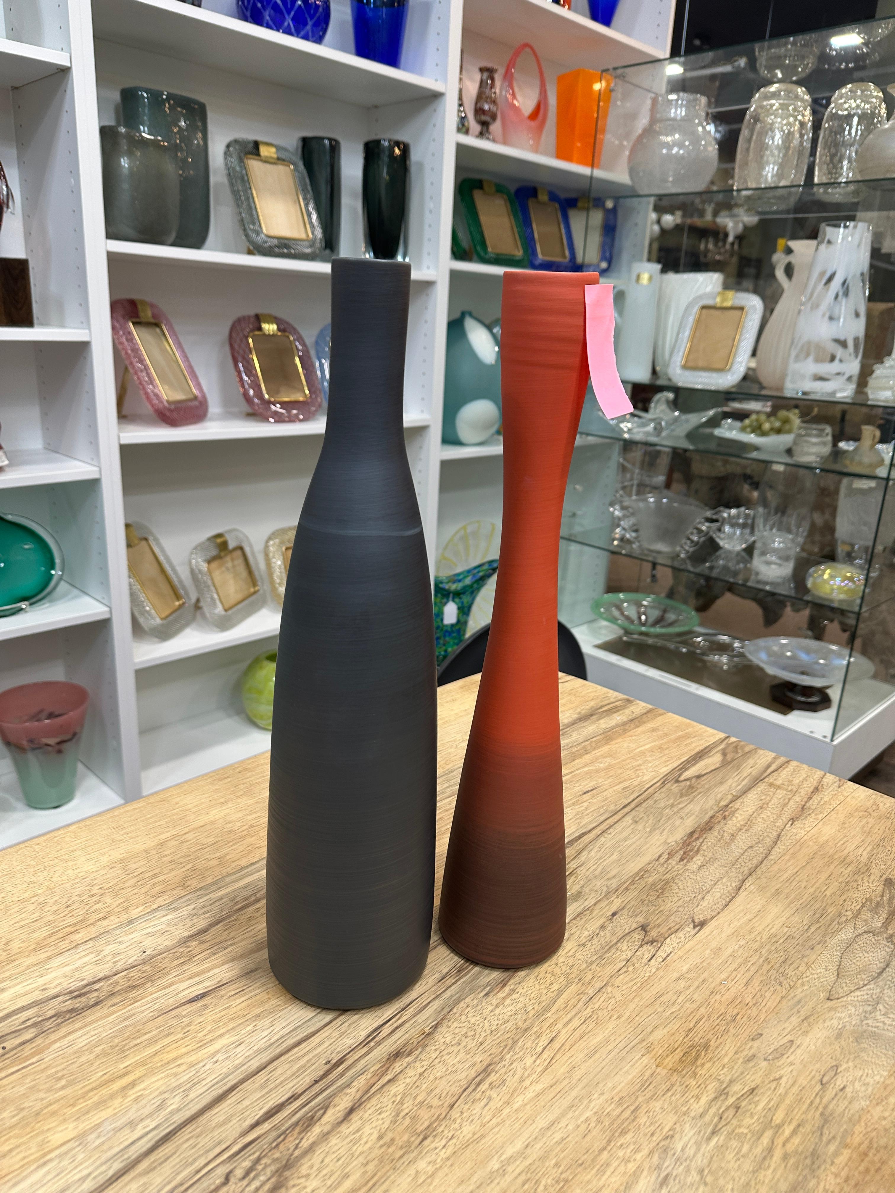 Vaso Bouquet di Rina Menardi con smalto Ombre Poppy in vendita 7