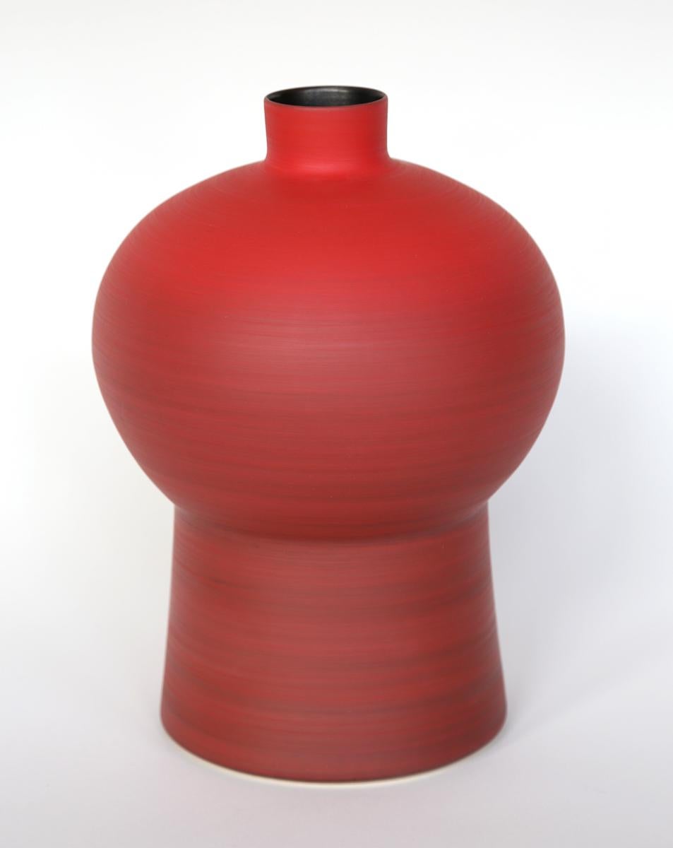 Italian handmade ceramic vase in poppy red by Rina Menardi. Available in other colors. Made to order.  Shipping from Europe not included.