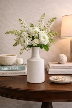 Rina Menardi "Luna" White Ceramic Vase Hand Made Italy, Italian Ceramics