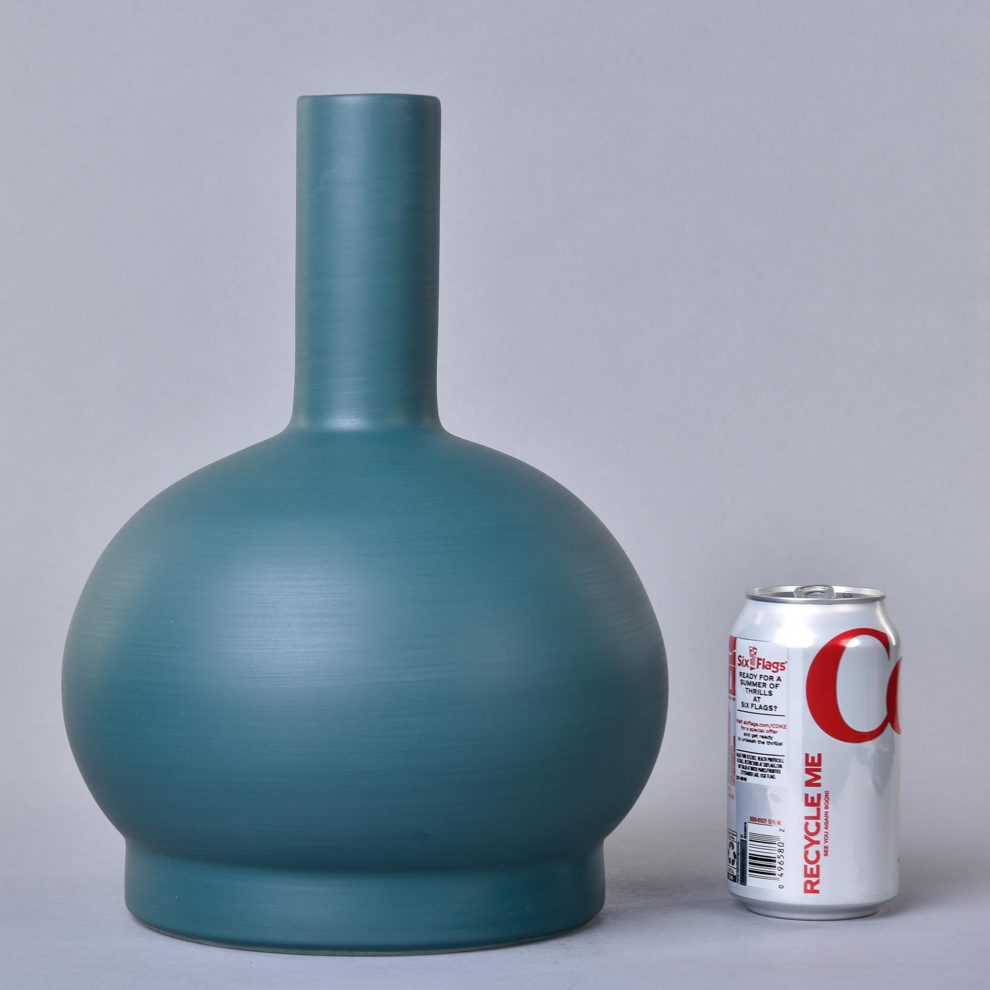 Mid-Century Modern Vase Rina Menardi Royal King couleur menthe en vente