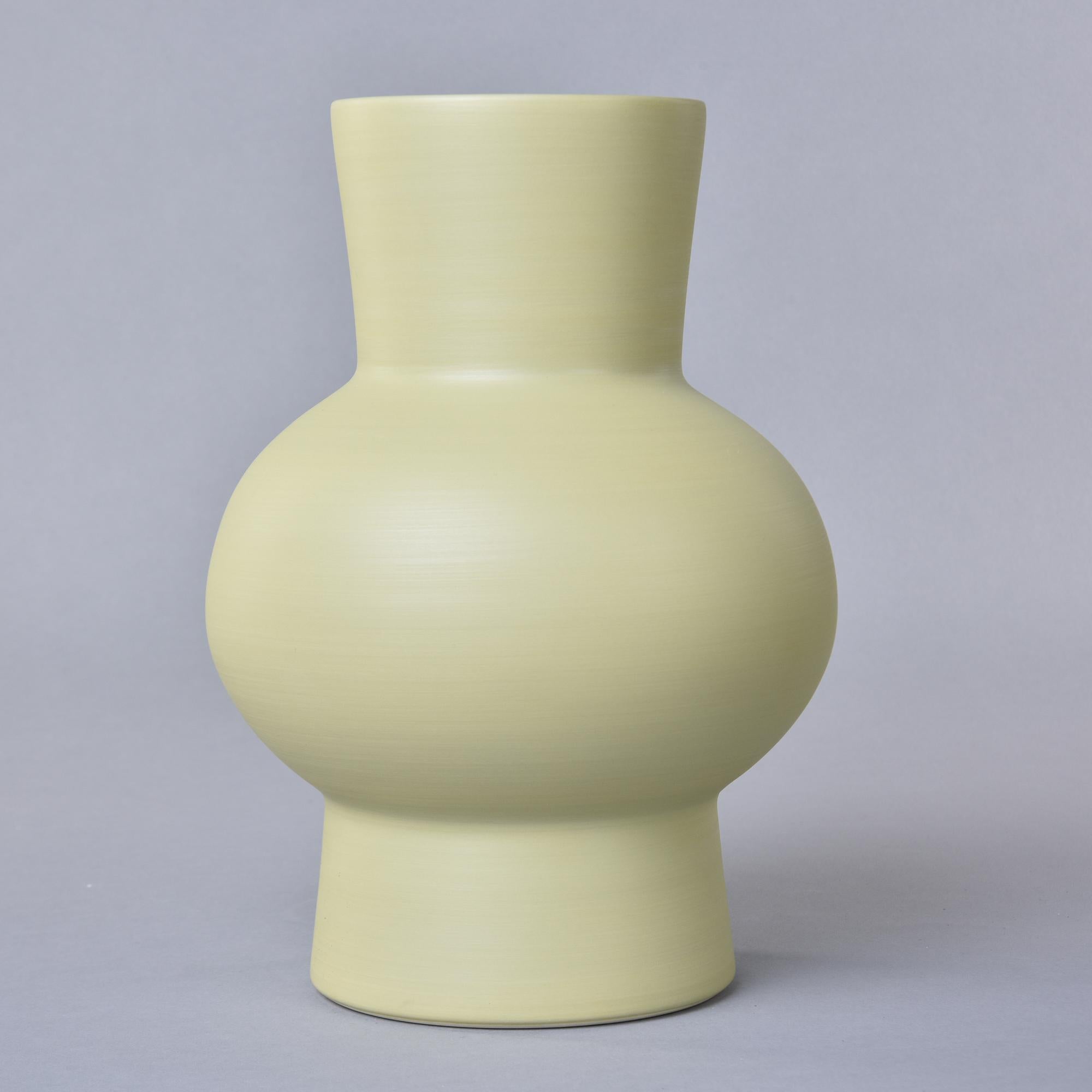 Rina Menardi Royal Princess Vase in Light Pistachio In New Condition For Sale In Troy, MI
