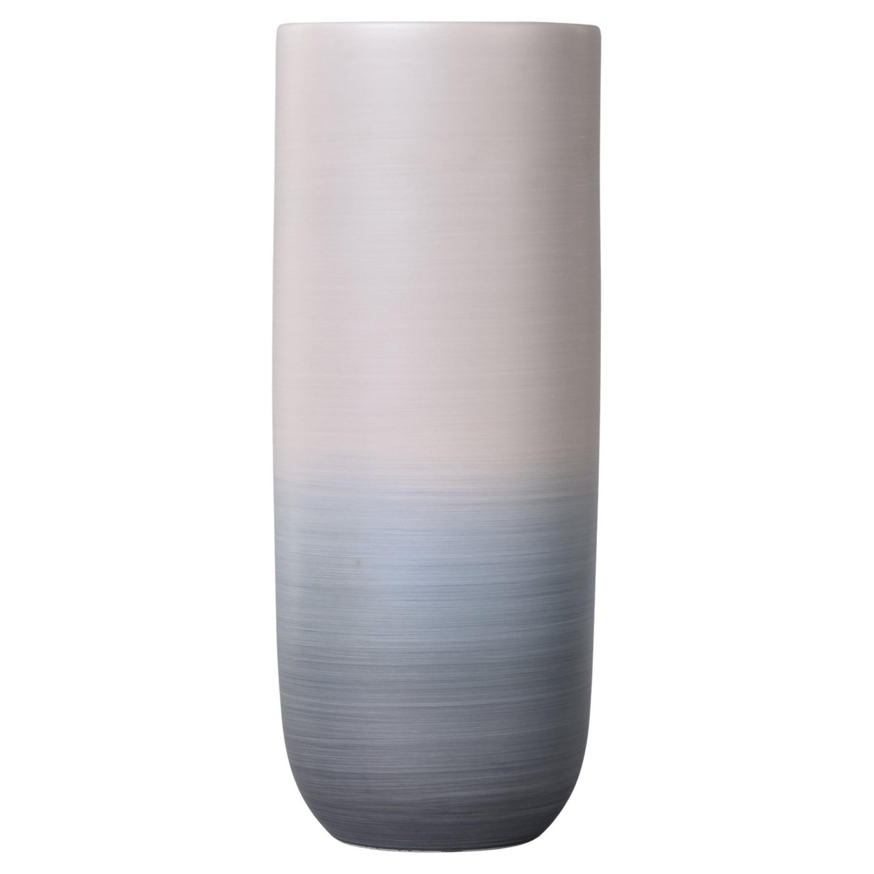 Vase Rina Menardi en forme de canna gris dégradé  