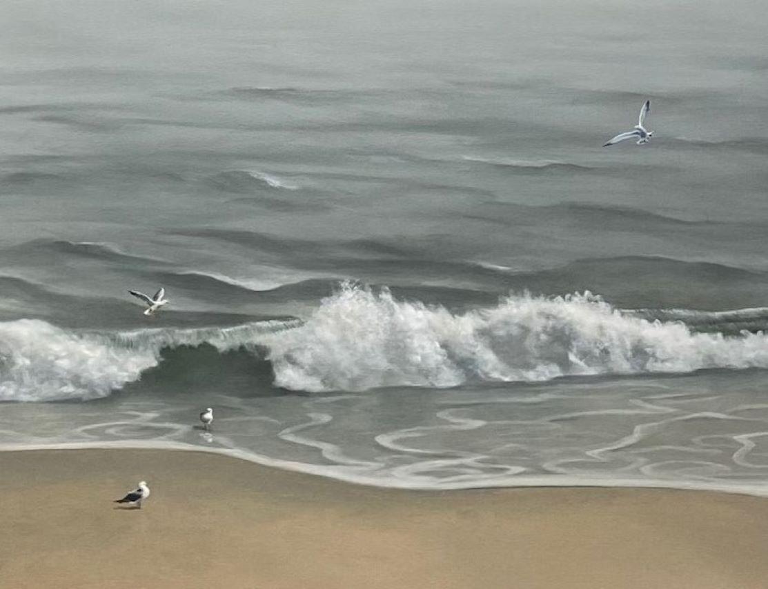 Morning Surf, original 36x48 zeitgenössische realistische Meereslandschaft (Grau), Landscape Painting, von Rinaldo Skalamera