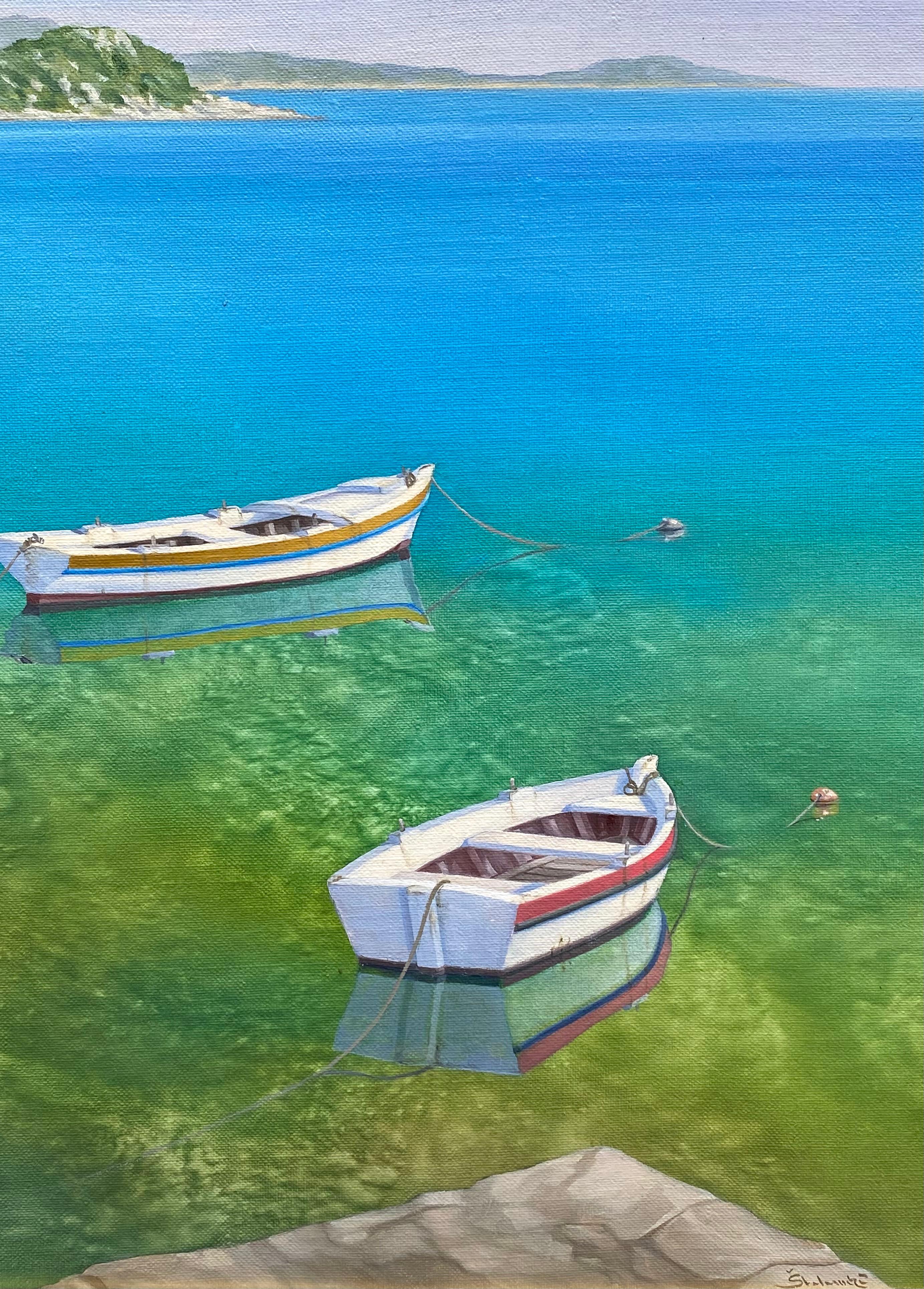 Óleo marino original sobre lienzo del célebre pintor realista Rinaldo Skalamera.  El estado es excelente. Firmado abajo a la derecha. Ejecutado en 2023. Enmarcado en un marco de galería contemporáneo de pan de oro con paspartú de lino blanco. Las