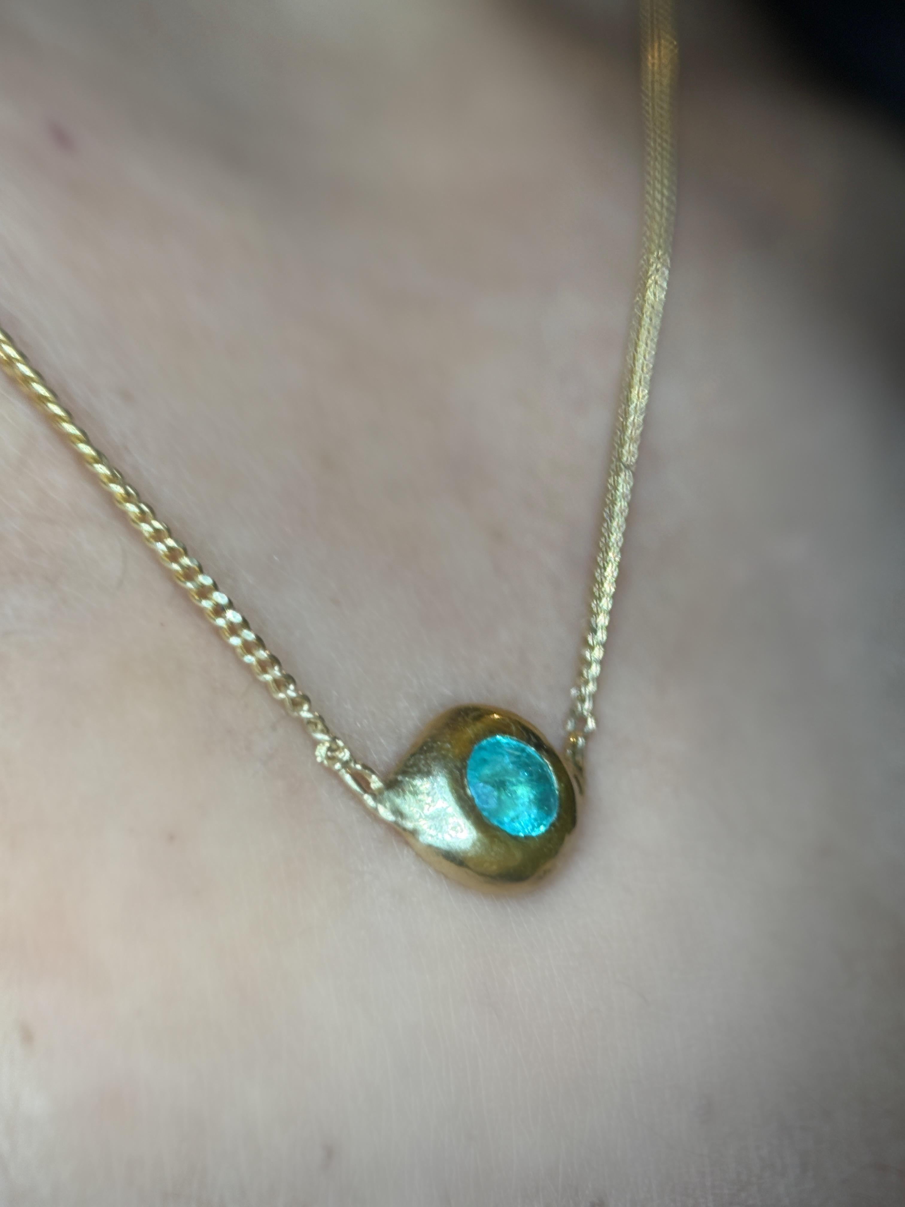 Leto Lama Blue Green Mozambique araiba Tourmaline Evil Eye Necklace 18 Ct Gold For Sale 2