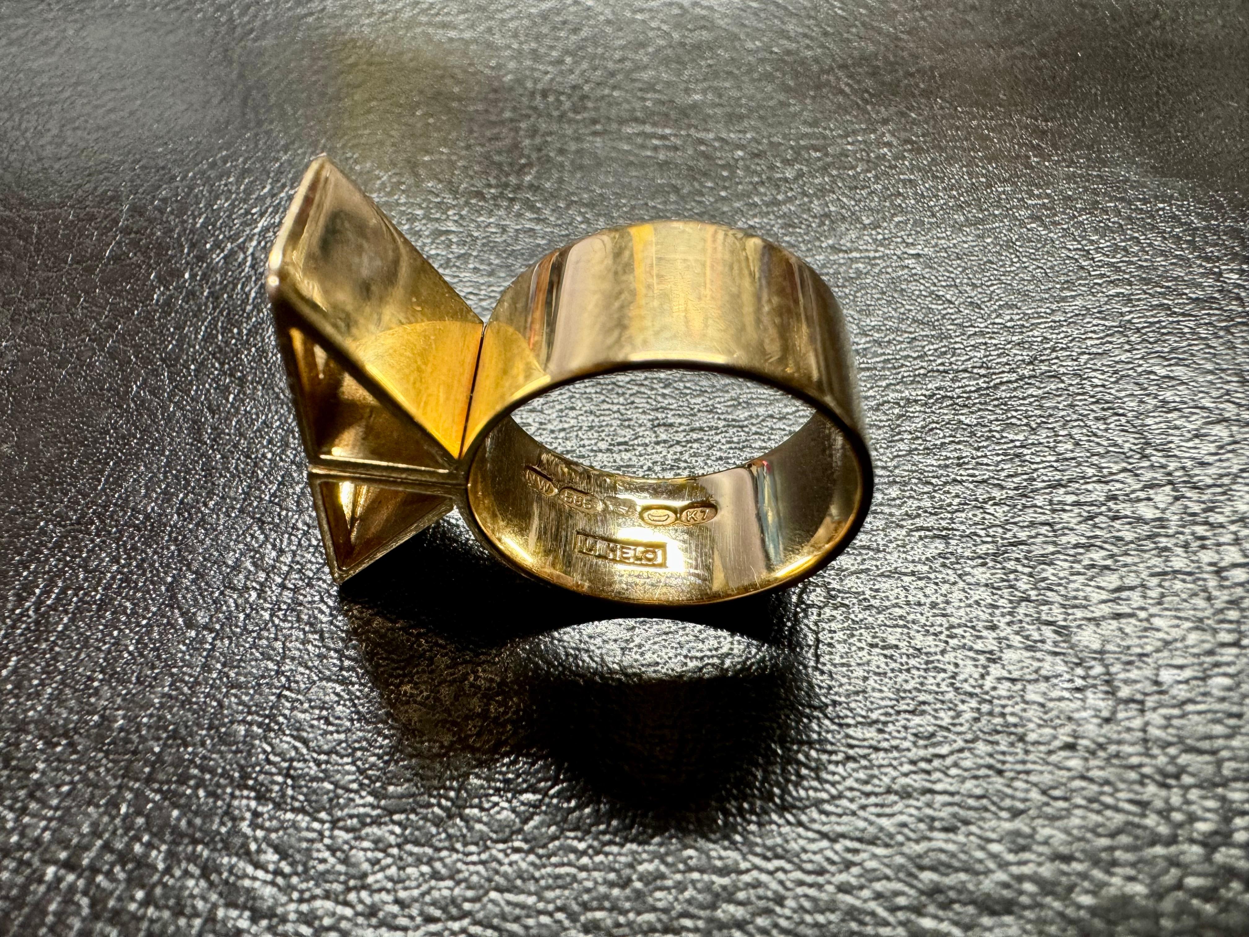 Ring 14 Karat Gold. Design French-Finnish Interior Architect Li Helo. Rare. For Sale 5