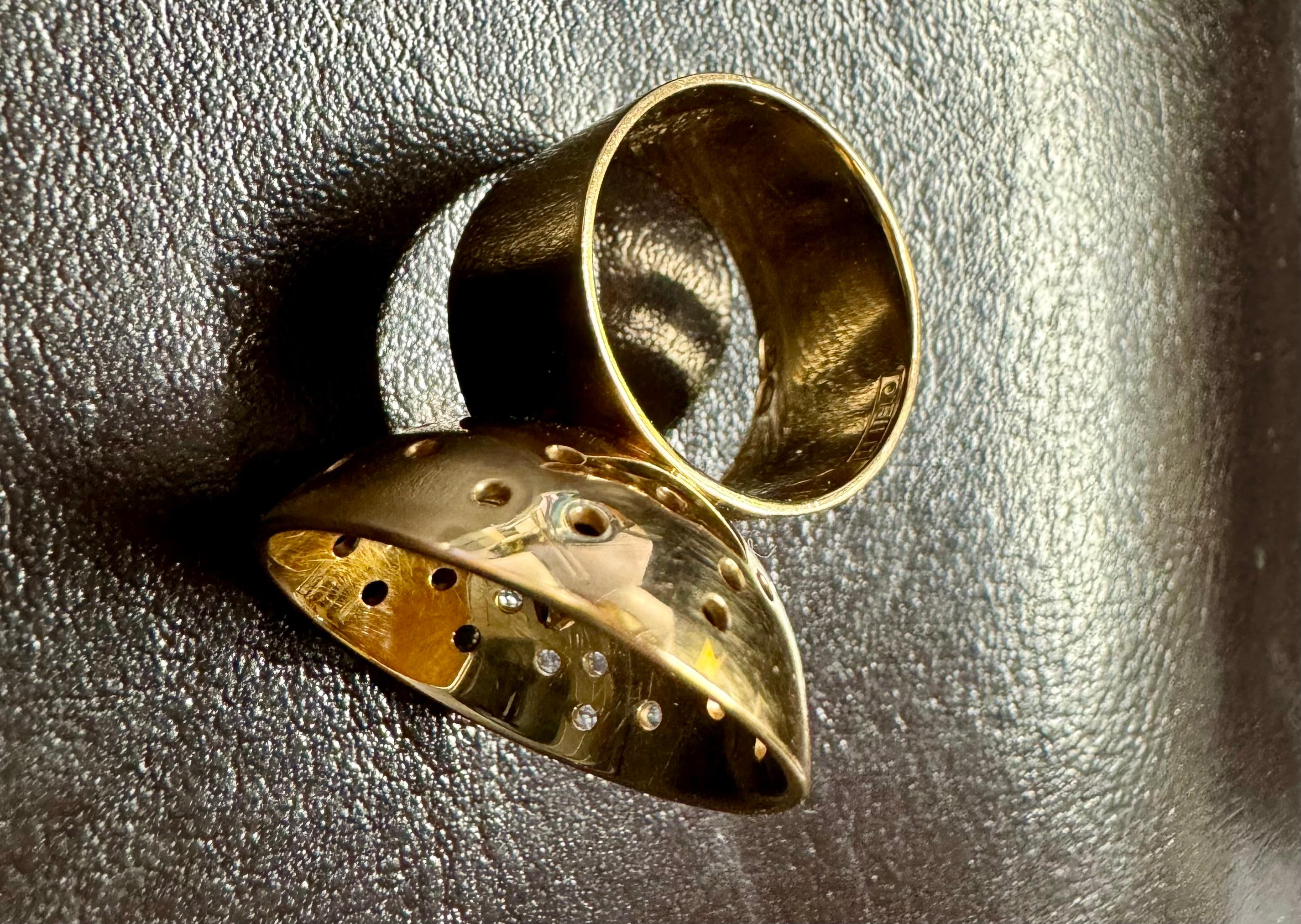 Ring 14 Karat Gold. Design French-Finnish Interior Architect Li Helo. Rare. For Sale 3