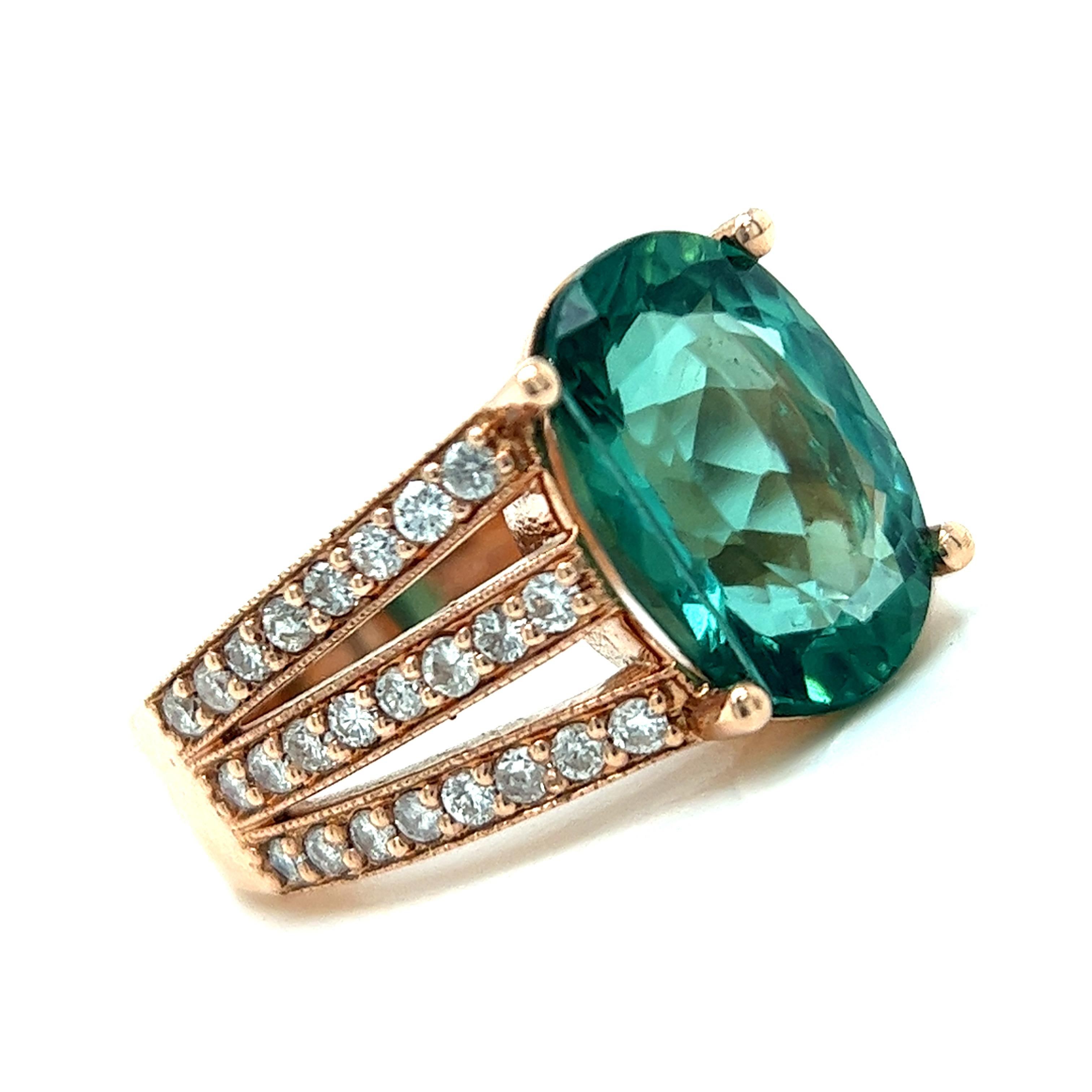 Oval Cut Ring 14kt Gold Oval Green Tourmaline 4.52 cts. & Diamonds 0.63 cts. Split Shank For Sale
