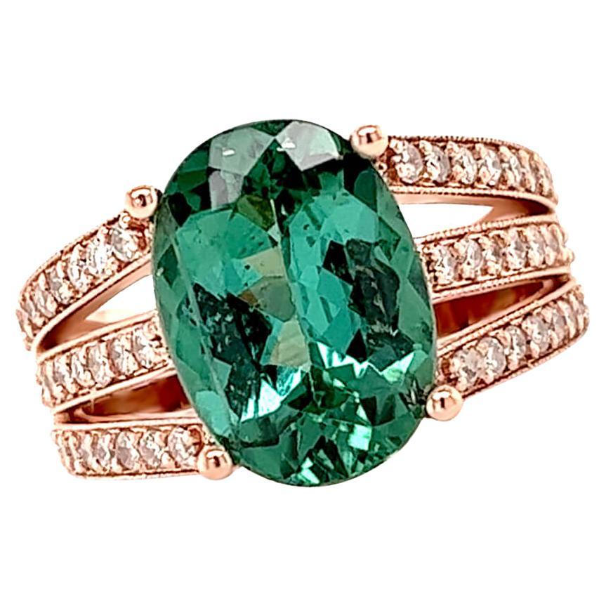 Ring 14kt Gold Oval Green Tourmaline 4.52 cts. & Diamonds 0.63 cts. Split Shank For Sale