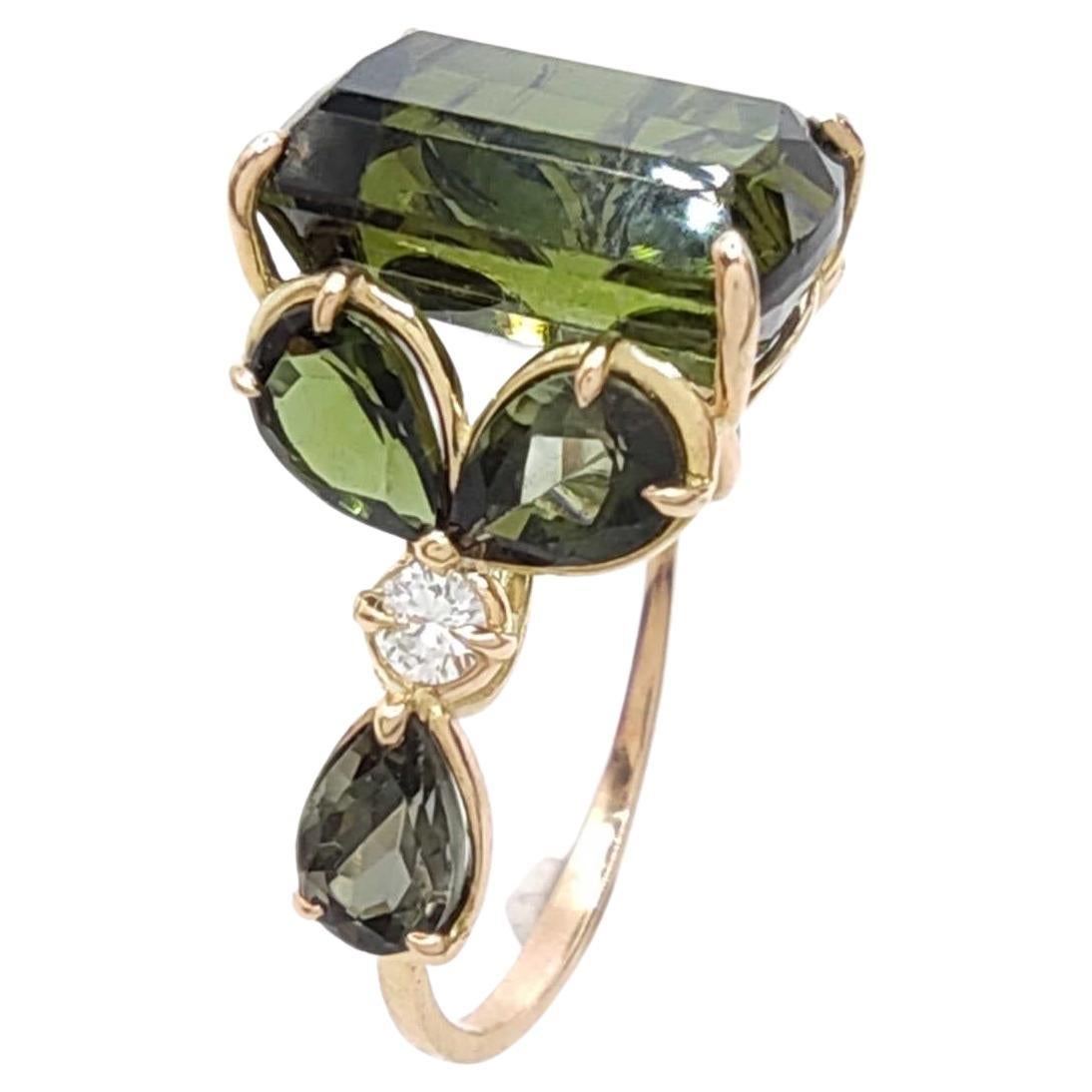 Women's 14K Gold Ring Aquamarine and Diamonds Perfect for Proposals ...