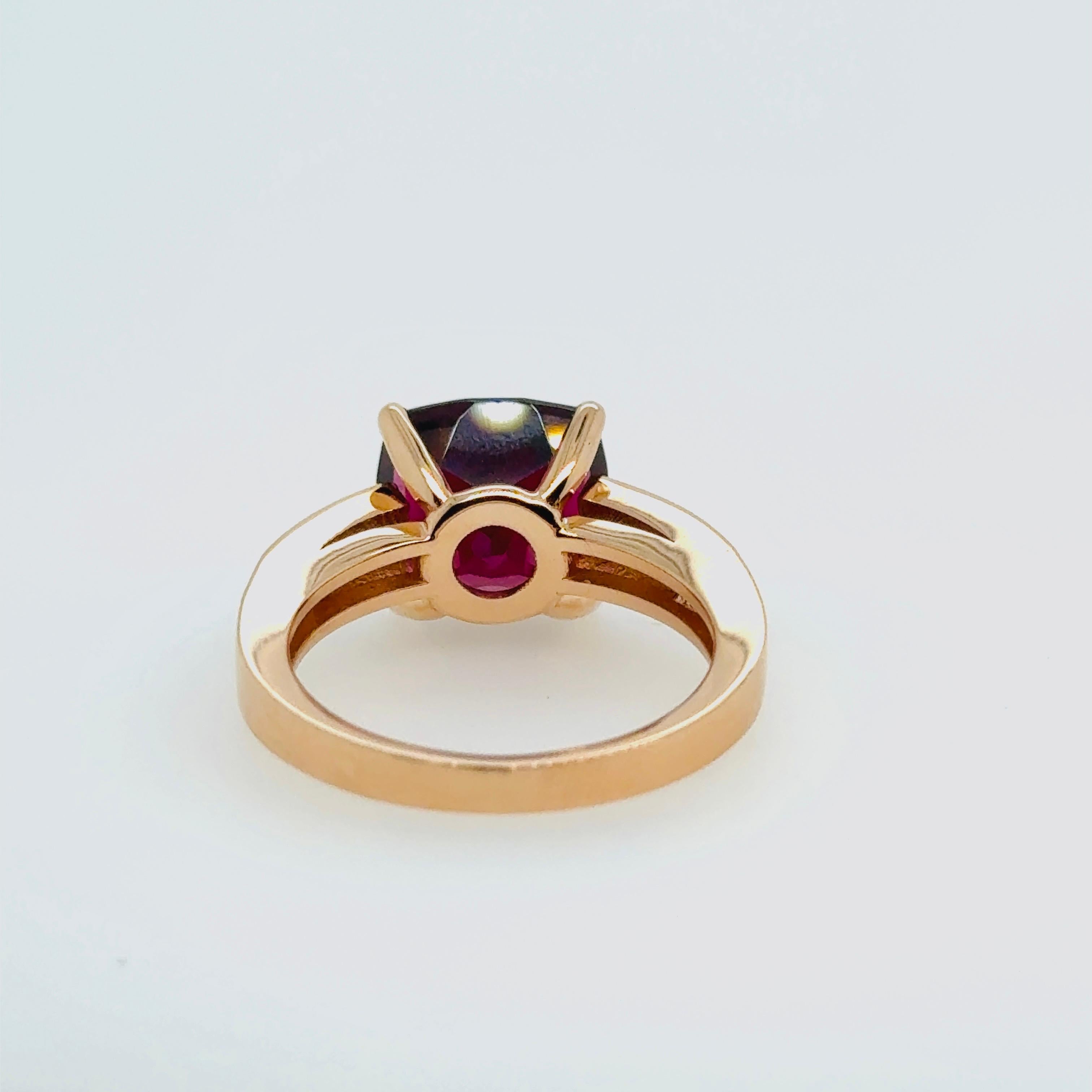 De las mujeres Ring 18 Carat Gold Cushion Rhodolite Diamonds en venta