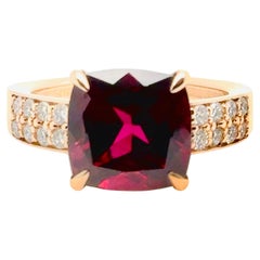 Ring 18 Carat Gold Cushion Rhodolite Diamonds