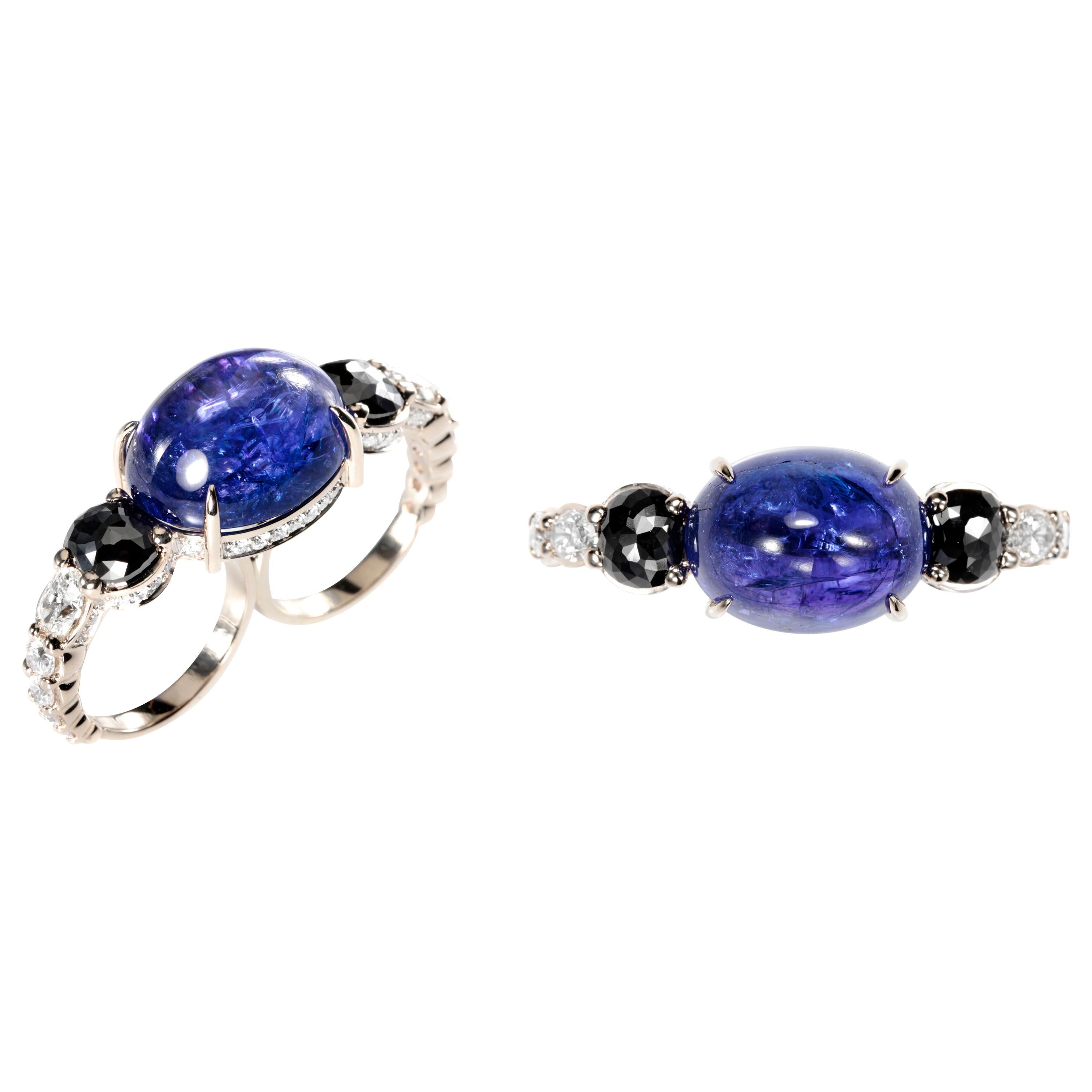 30, 3ct Tanzanite 
Diamonds Ring in 18k White Gold For Sale