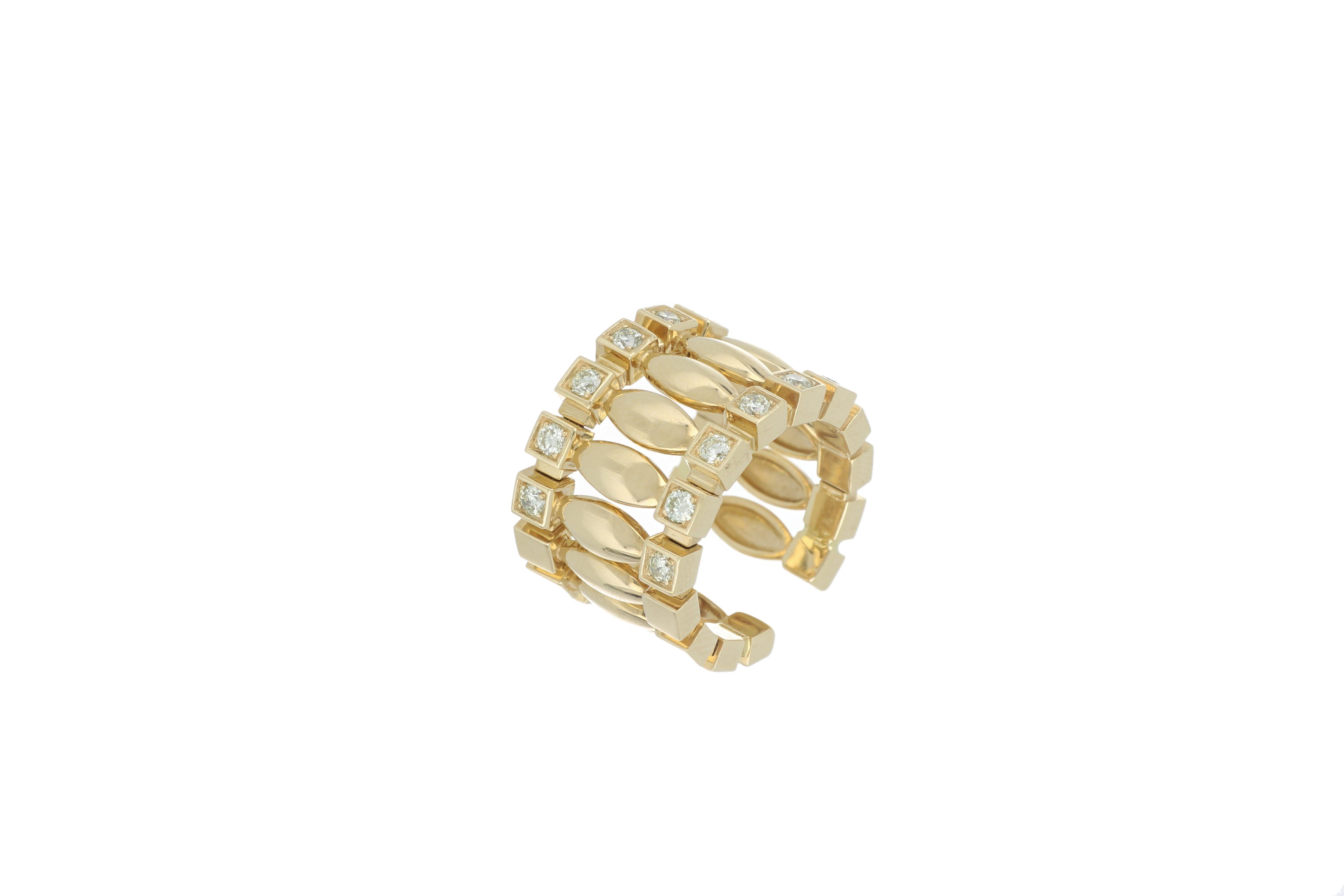 Ring 18 Karat Yellow Gold and Cream Diamonds VS color G, Handmade In New Condition For Sale In SESTO FIORENTINO, IT