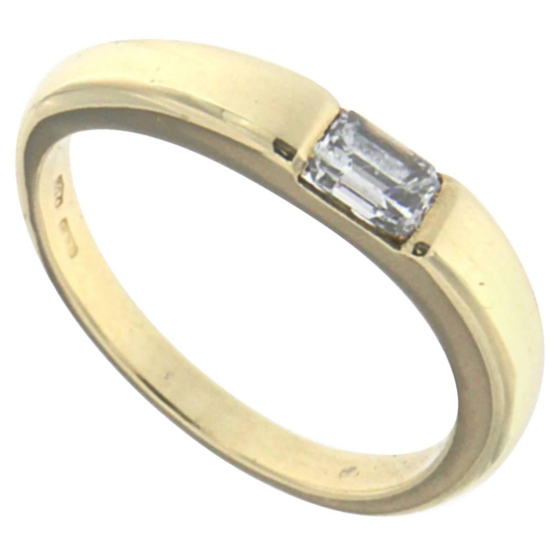 Anillo Oro Amarillo 18 Kilates y Diamantes Blancos