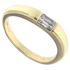 Ring 18 Karat Yellow Gold and White Diamonds