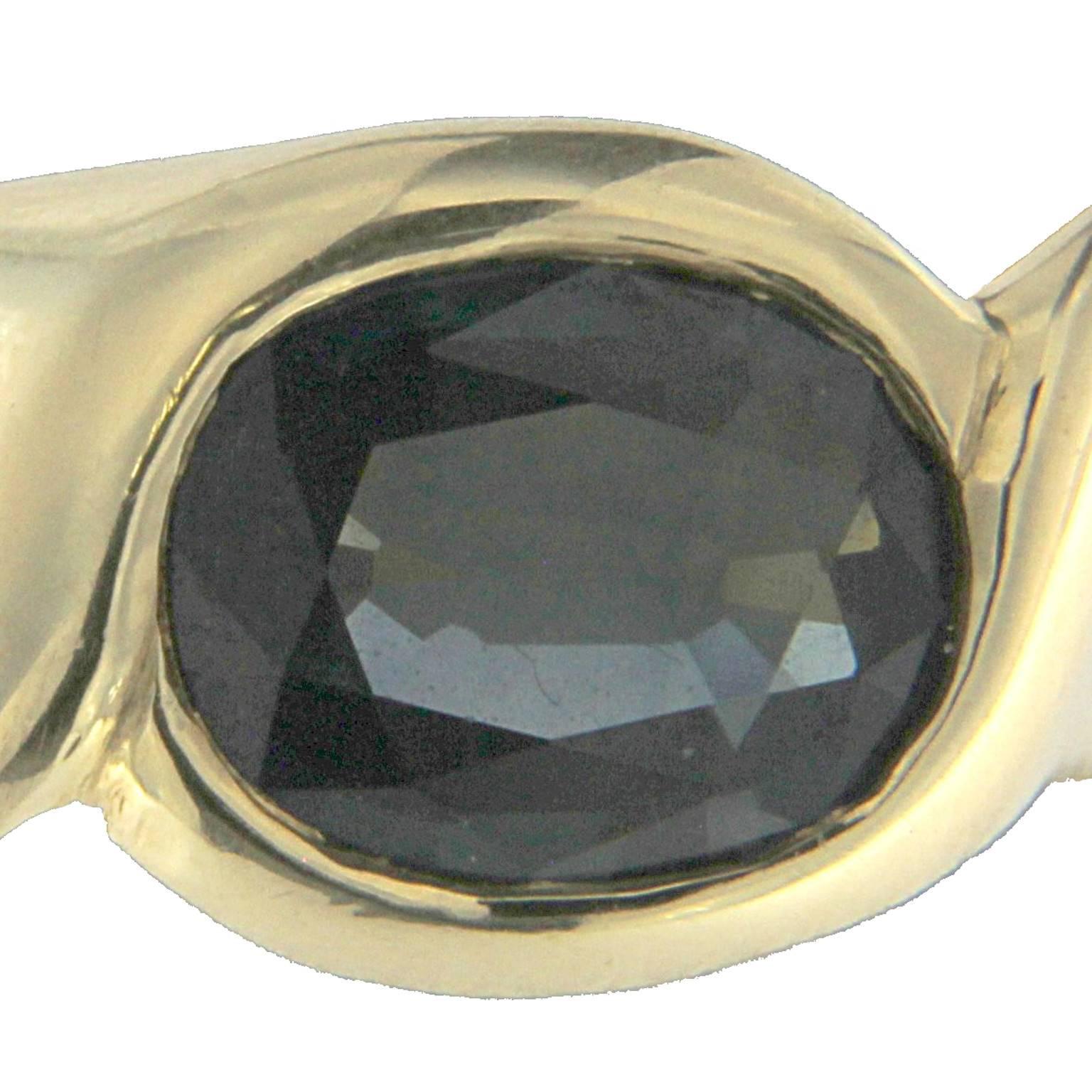 Women's Ring 18 Karat Yellow Gold with Semiprecious Blue Stone For Sale