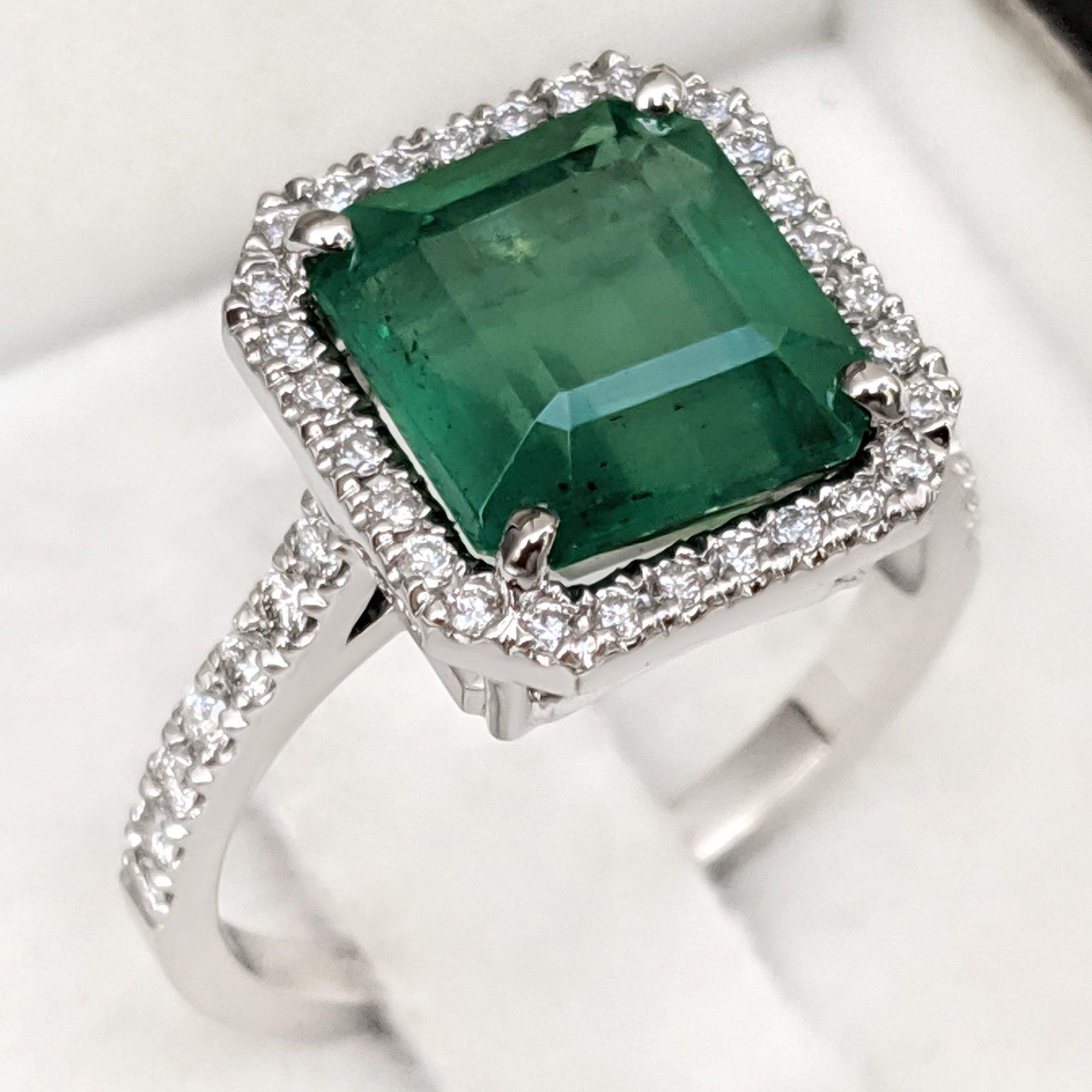 Taille émeraude Bague - 18 kt. Or blanc - 4,93ct. tw. Émeraude - Diamant en vente