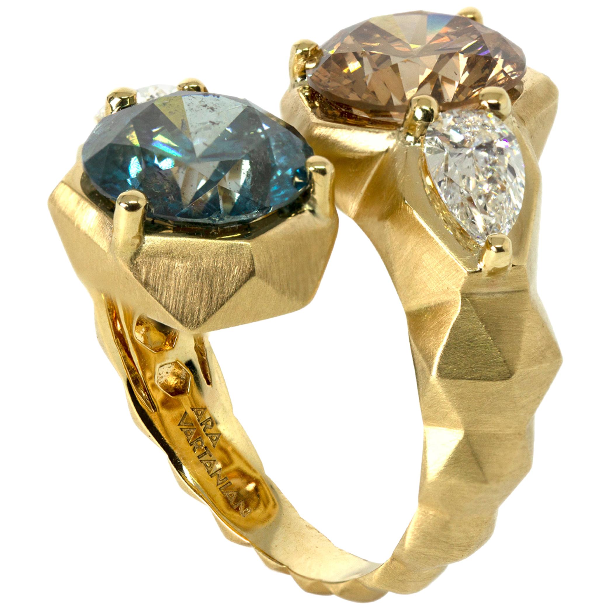 Blue, Brown & White Diamonds 18k Yellow Gold Ring For Sale